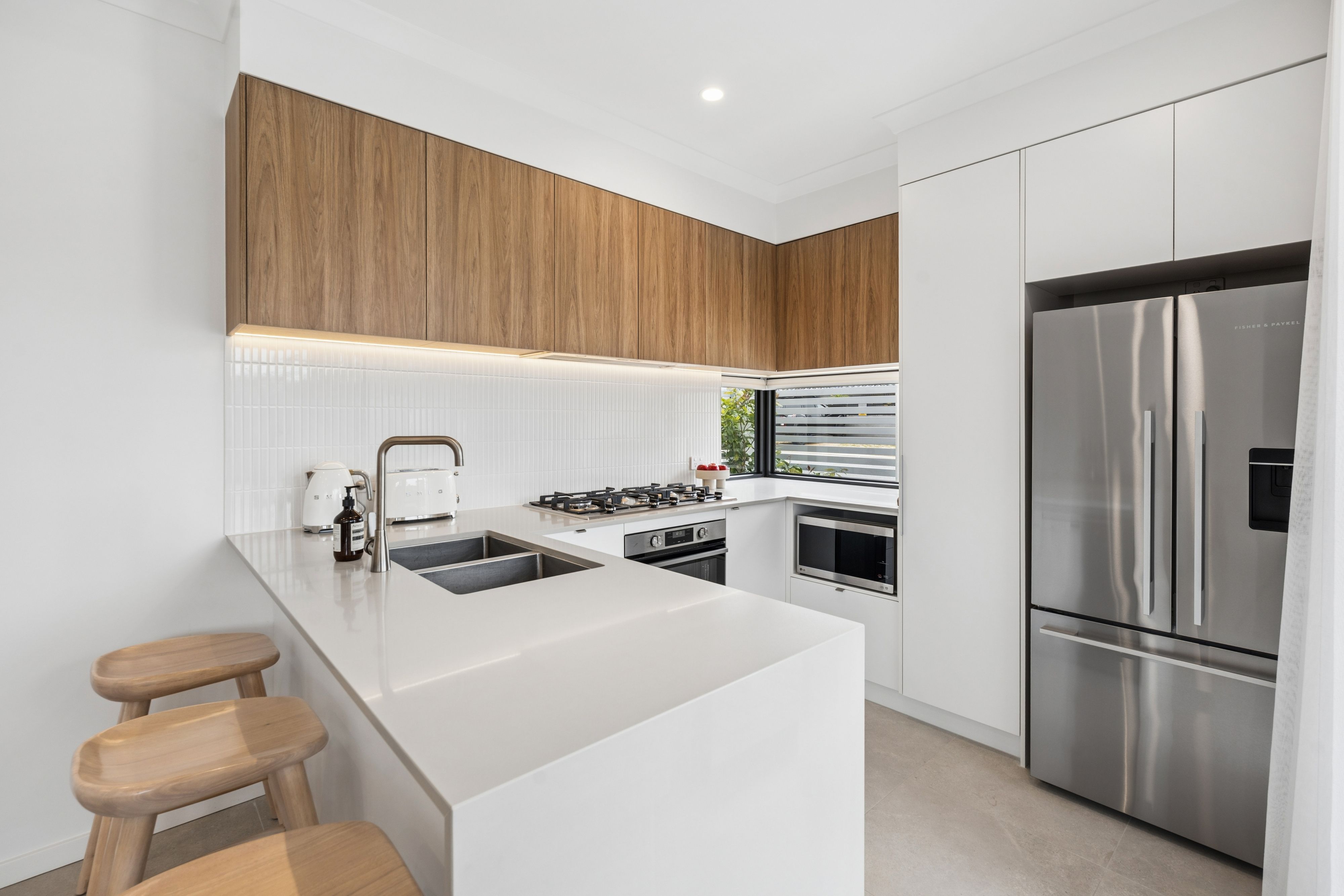 1/8 Koombana Way — photo 9 of 27