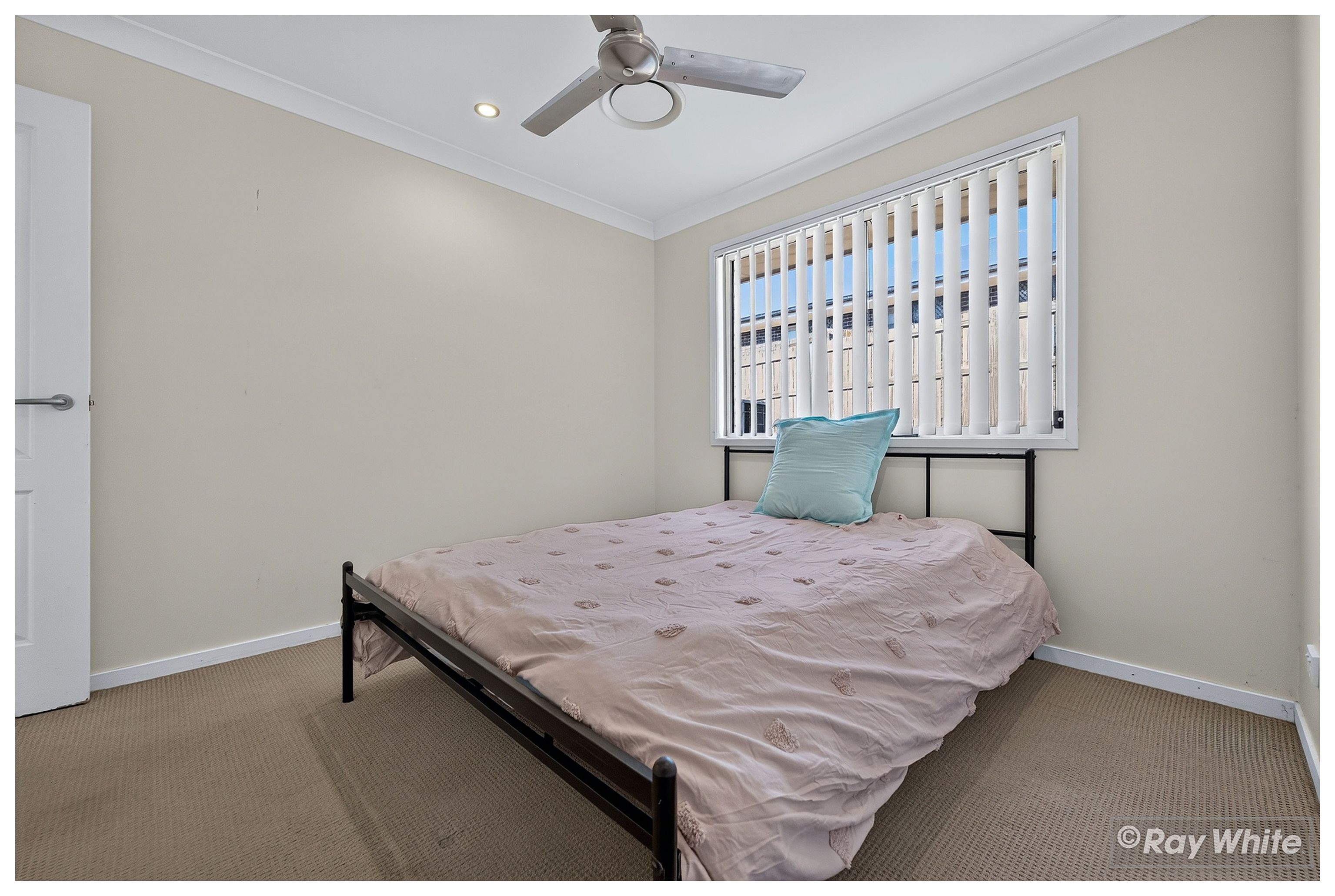 5 Leichhardt Drive — photo 12 of 24