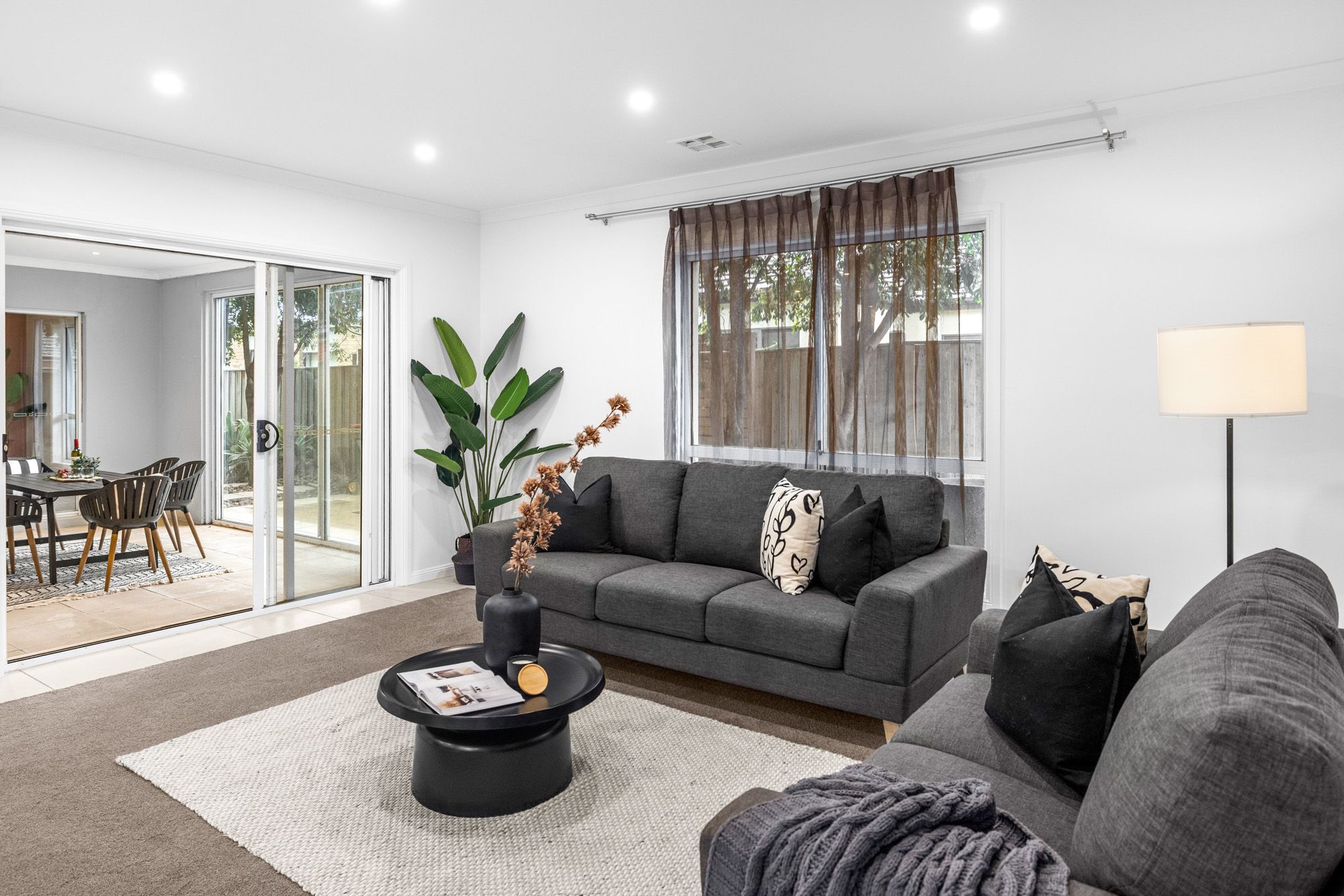 11 Wetlands Boulevard — photo 8 of 29