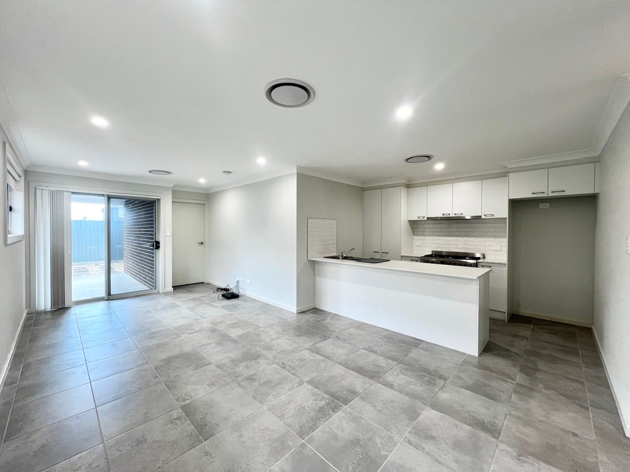 11 Ivanhoe Street, Gregory Hills, NSW 2557