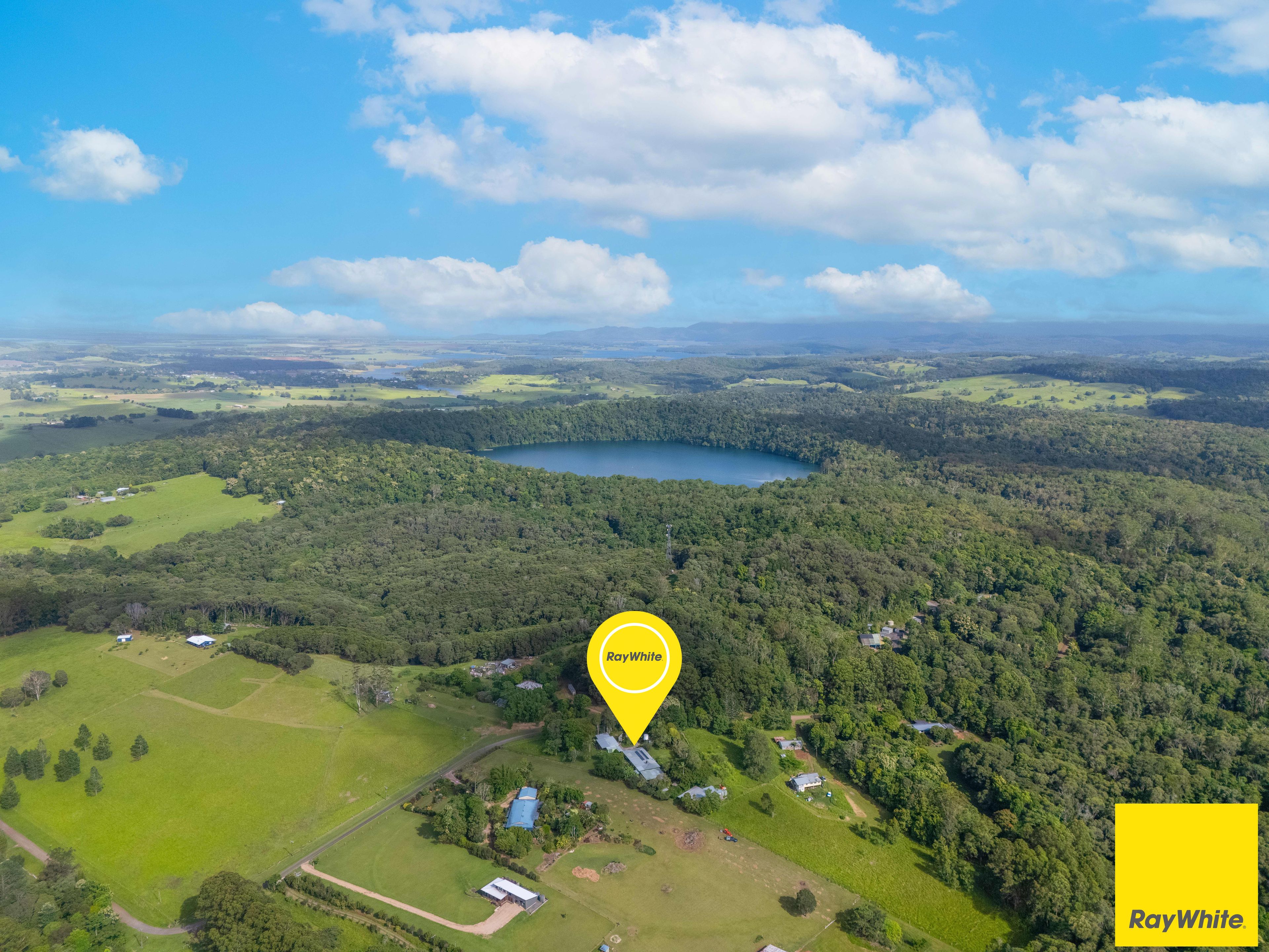 49 Mcleish Road, Lake Eacham, QLD 4884