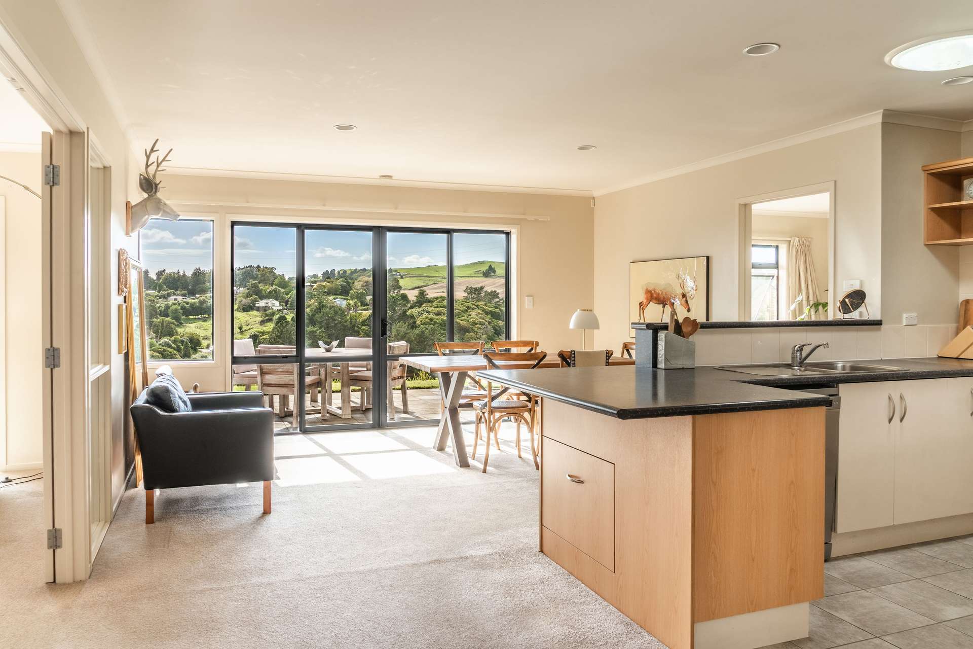 11 Taranui Place photo 5