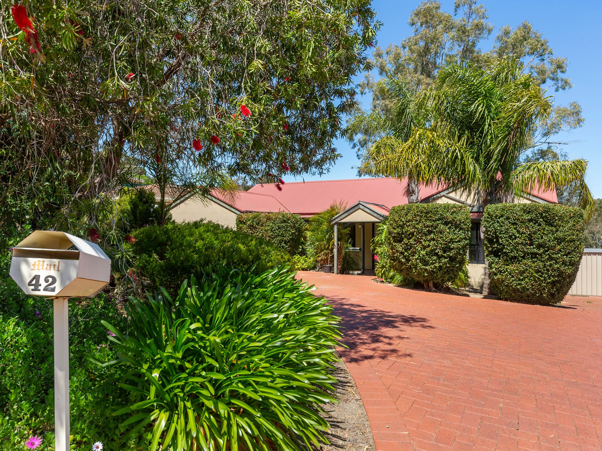 42 Woodlea Drive, Aberfoyle Park SA 5159