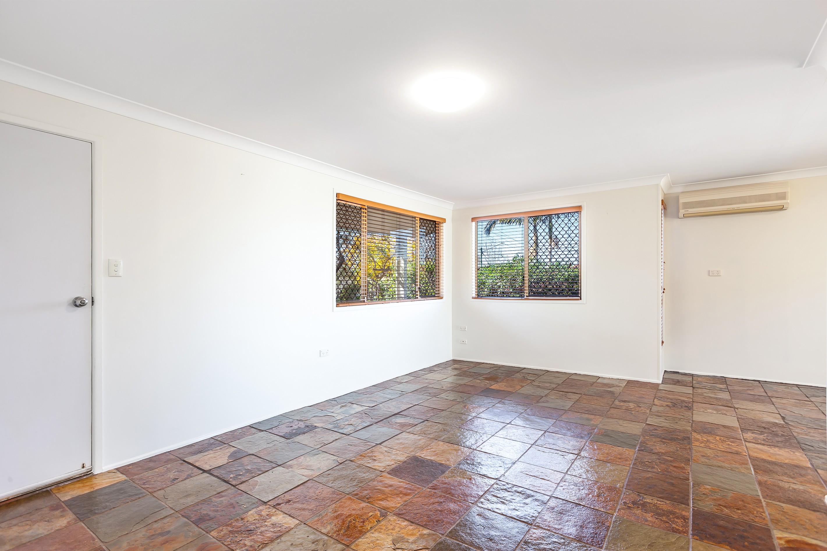 16 Seppelt Street, Wilsonton Heights, QLD 4350
