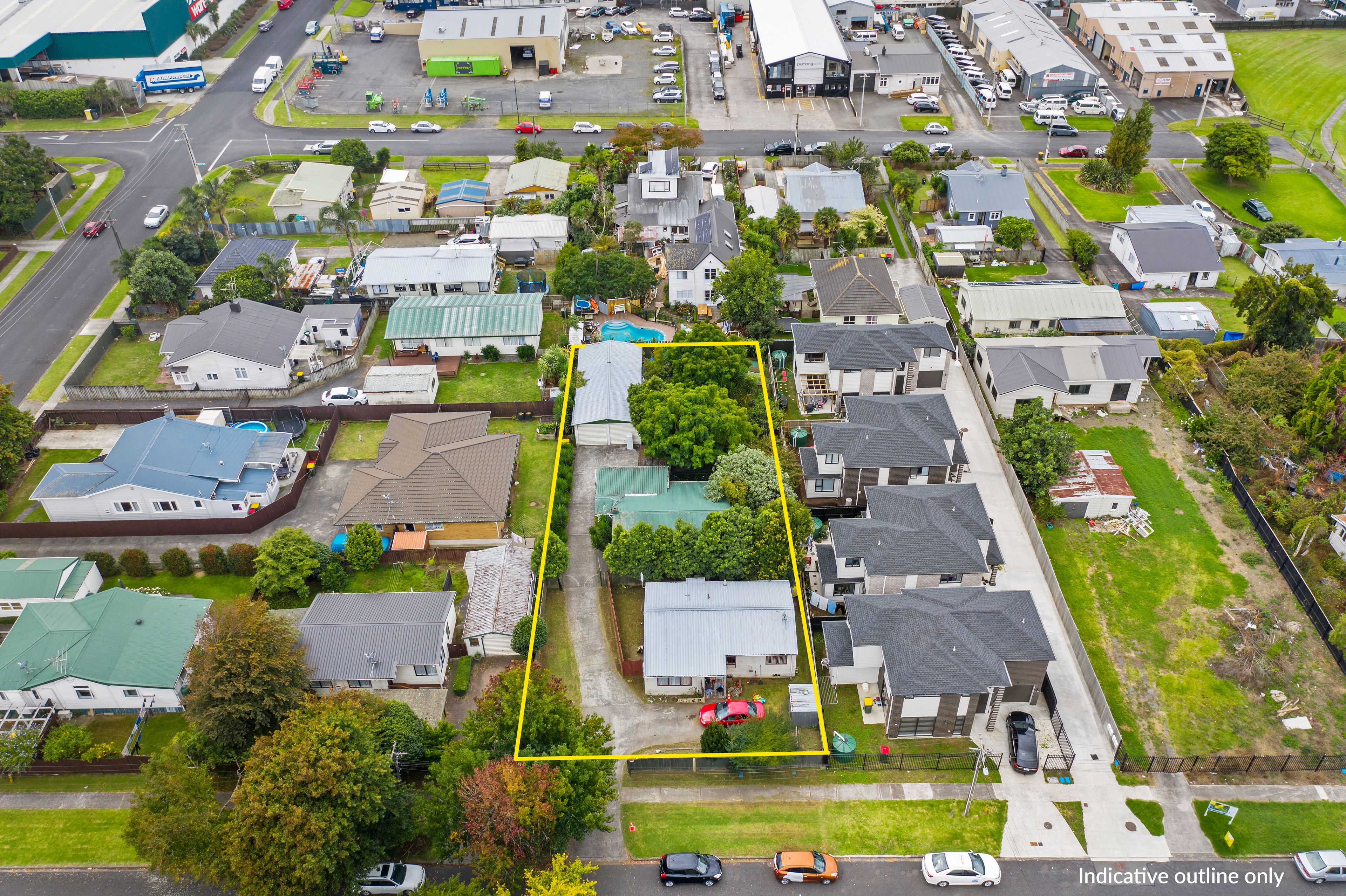 1/9 & 2 Waiari Road, Conifer Grove, Manukau City