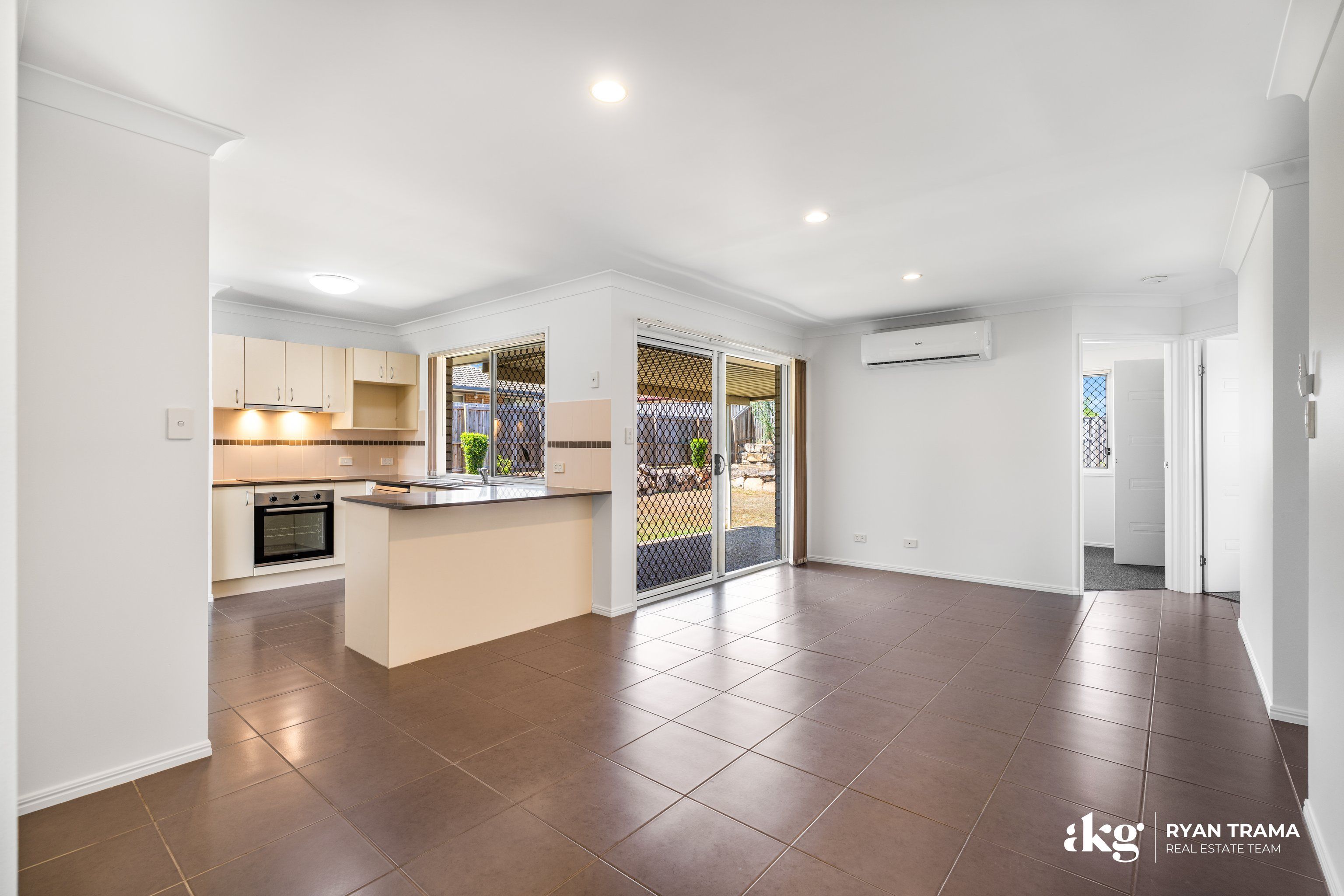 15 Dornoch Crescent — photo 2 of 29