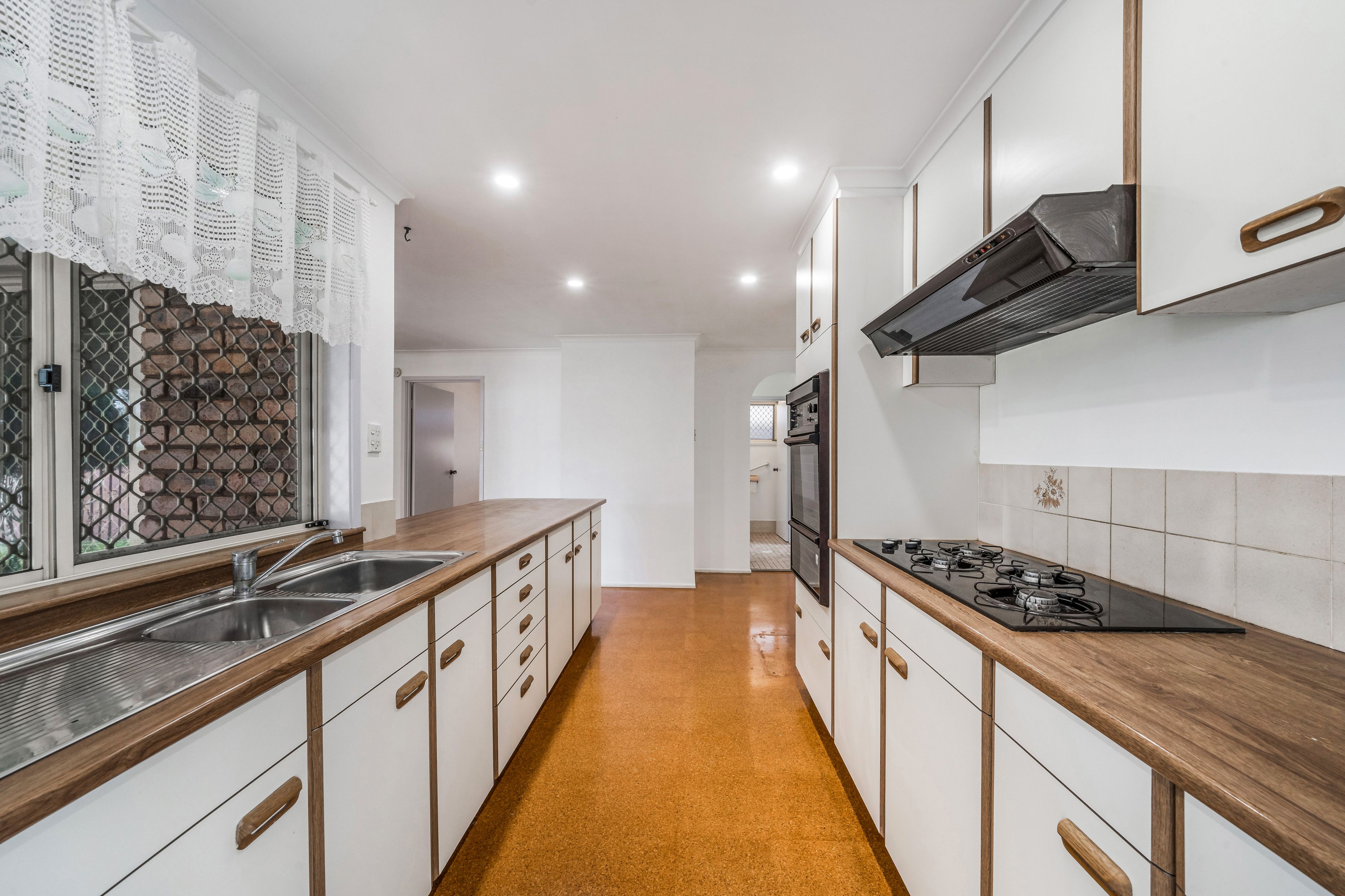 8 Flinders Crescent — photo 8 of 23