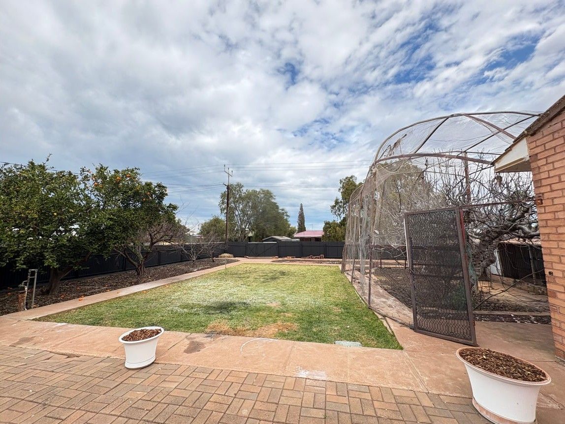11 Lewthwaite Street — photo 14 of 16