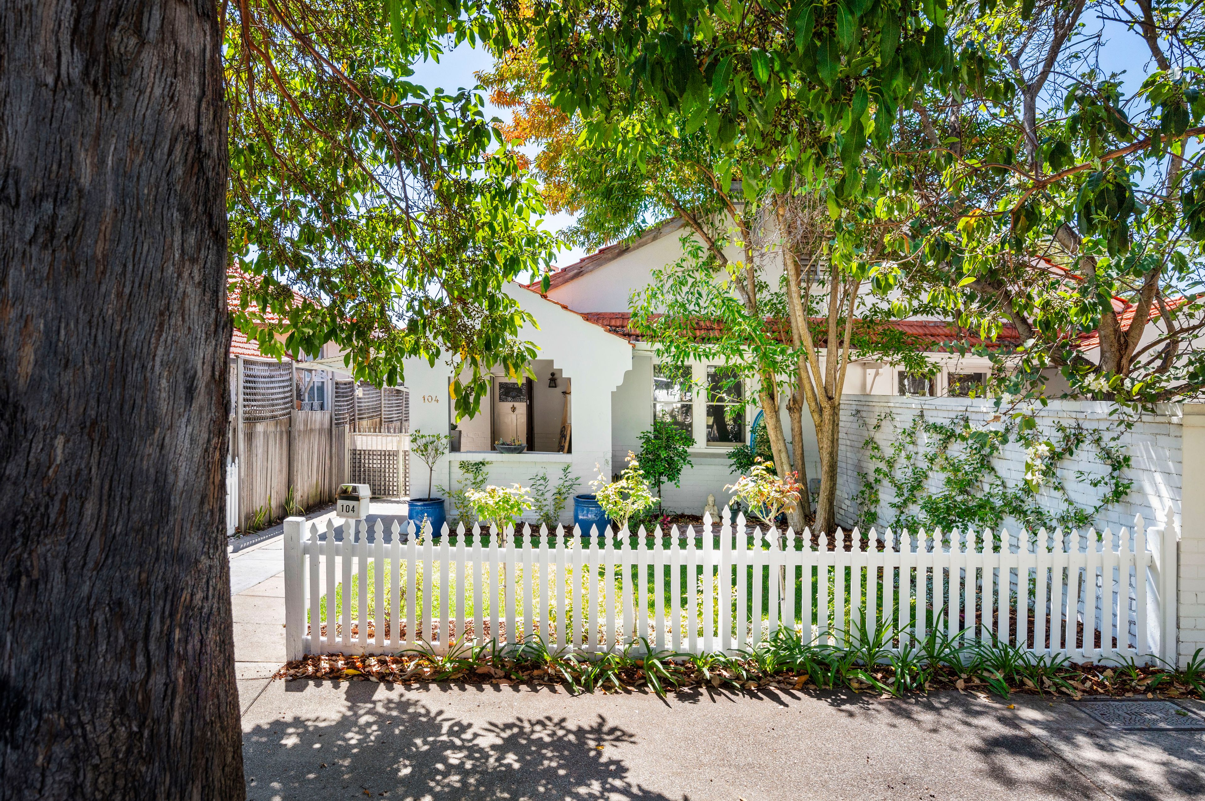 104 Williams Road, Nedlands, WA 6009