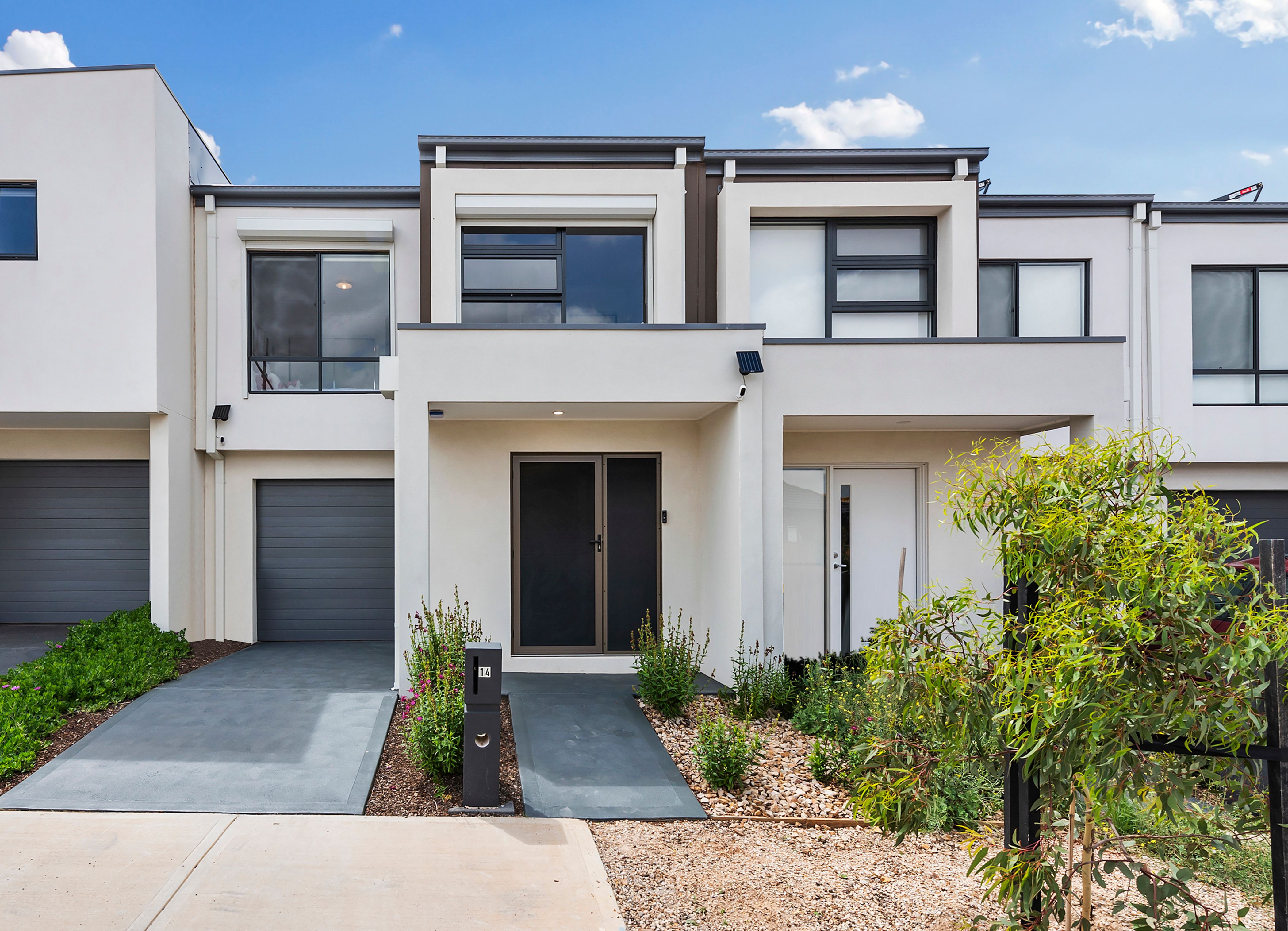 14 Pippen Loop, DEANSIDE VIC 3336