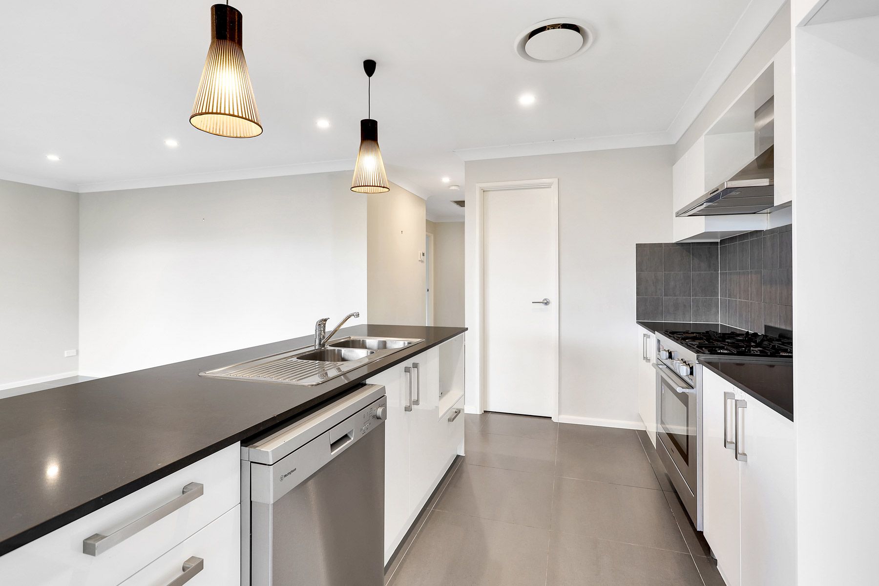 13 Fishburn Street, JORDAN SPRINGS, NSW 2747