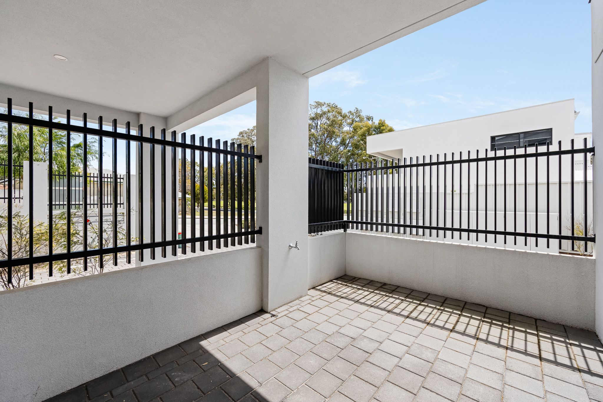 1/389 Daly Street — photo 11 of 19