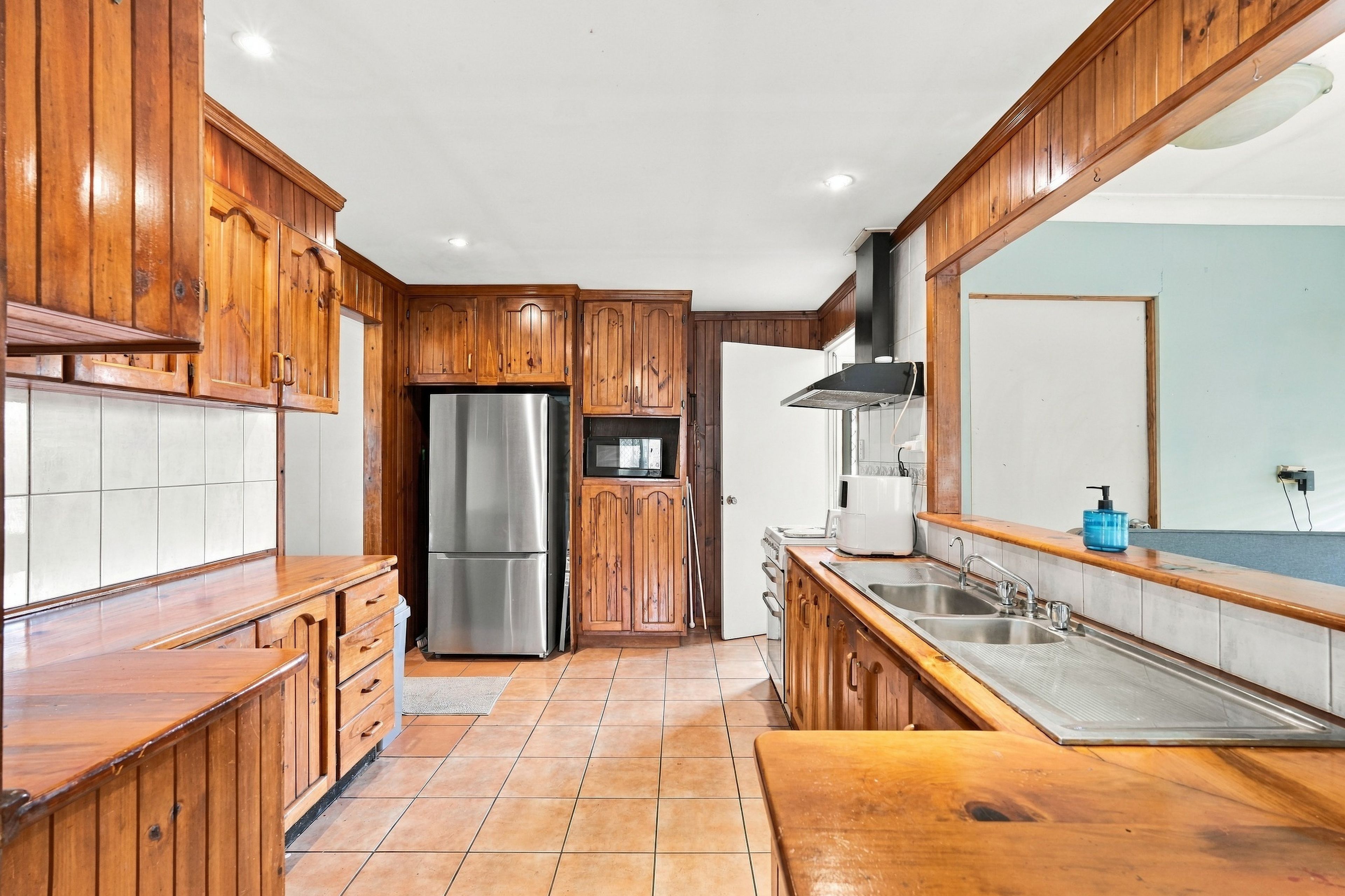760 Browns Plains Road — photo 4 of 30