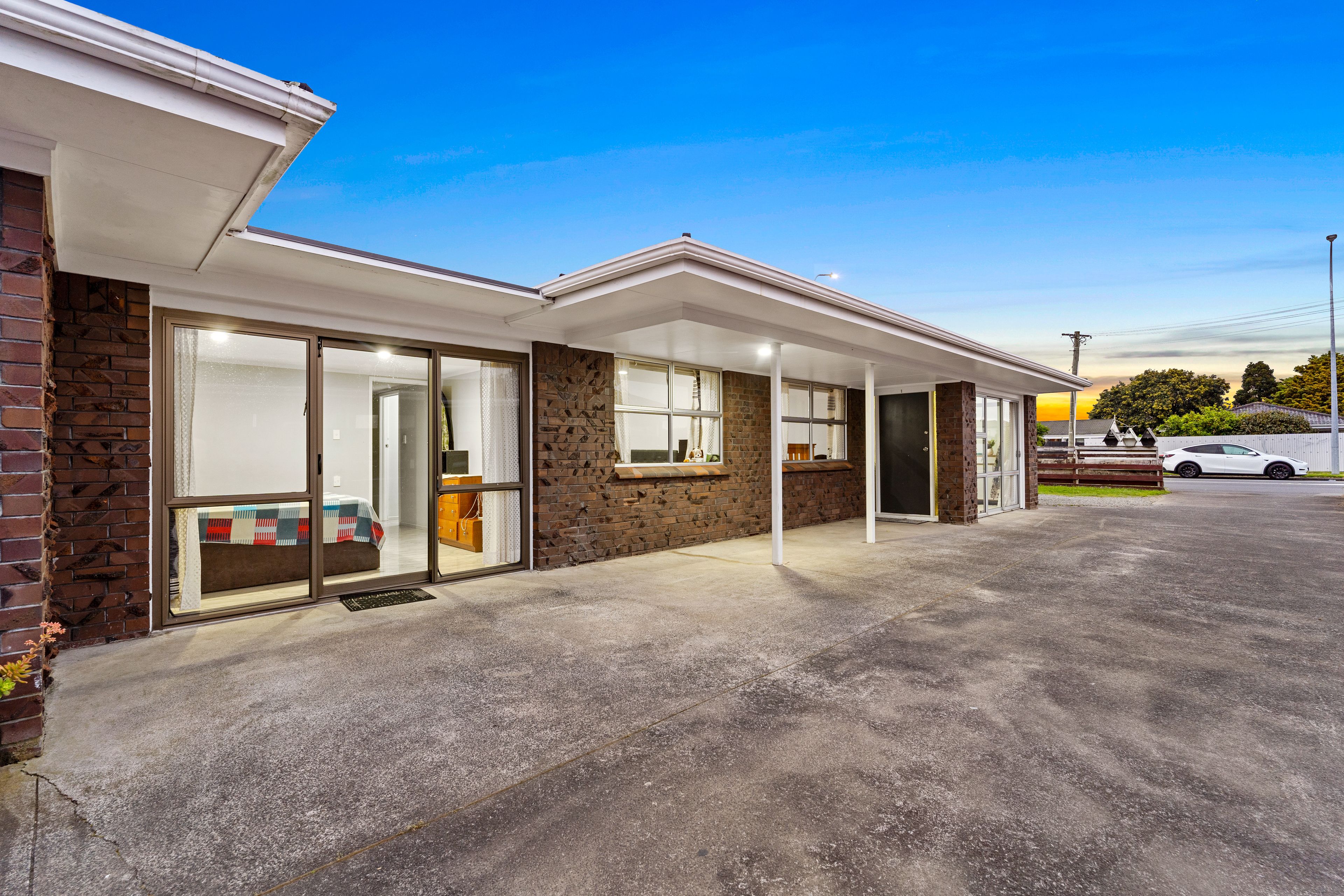 1/124 Carruth Road, Papatoetoe, Manukau City