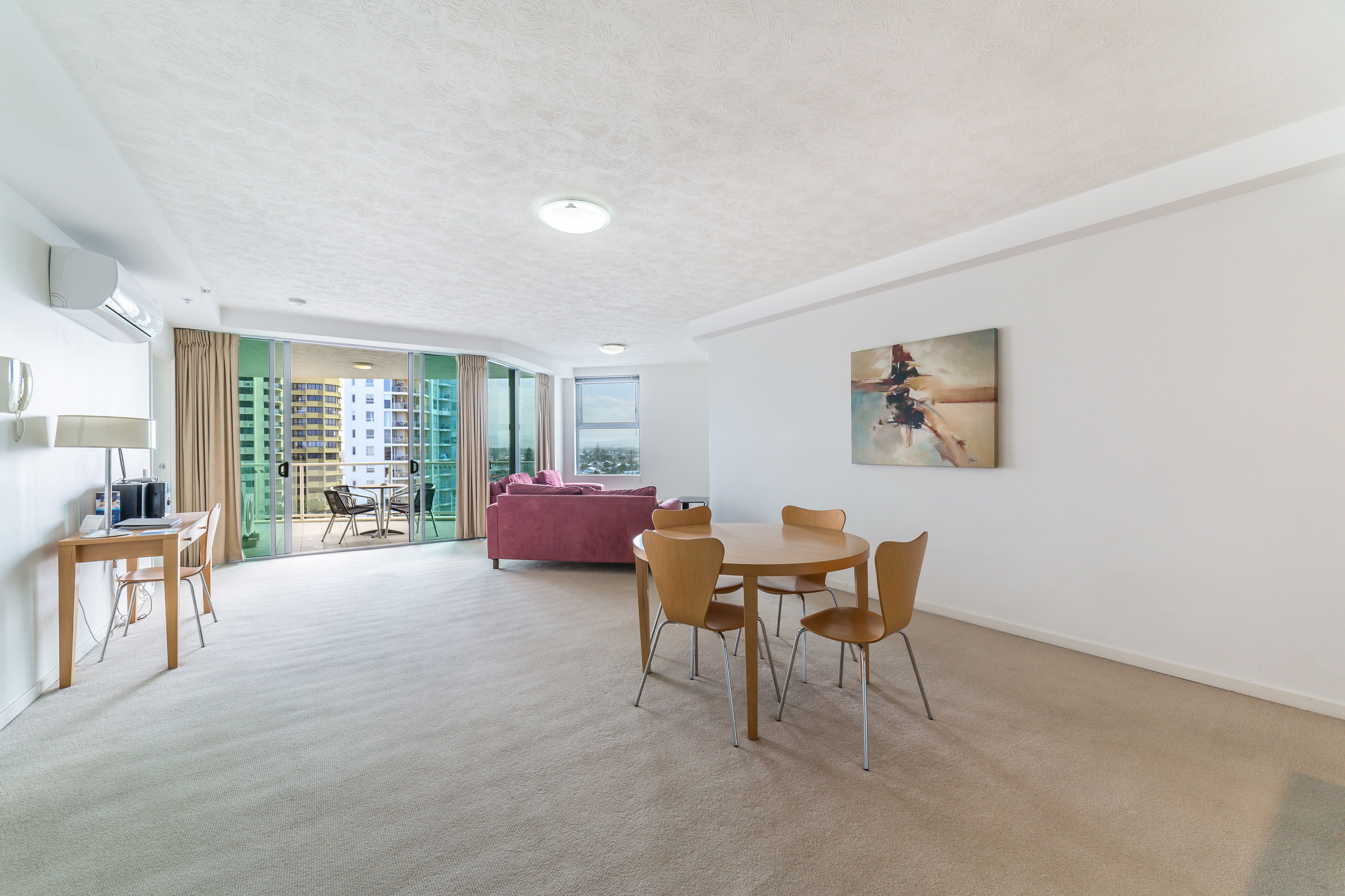 702/2893 'Mantra Wings' Gold Coast Hwy (Ent 18 Fern St), Surfers Paradise, QLD 4217