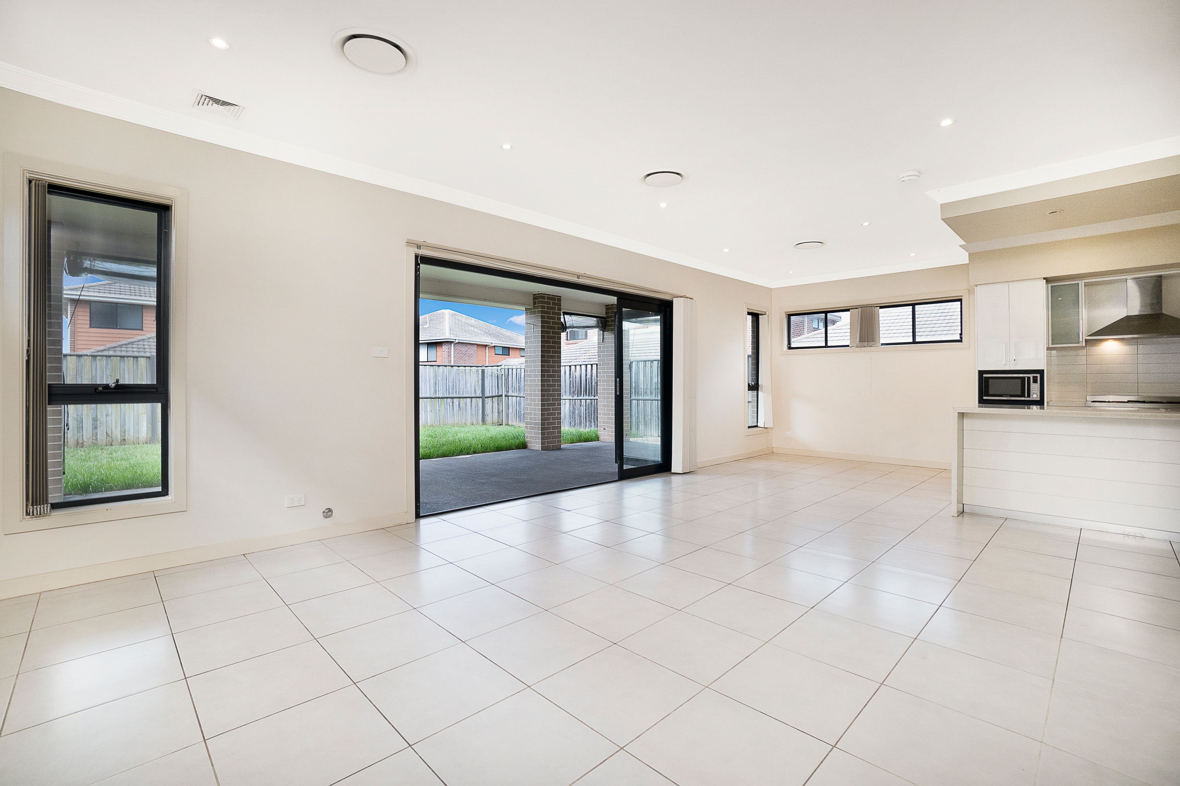 4 Whale Court, Stanhope Gardens, NSW 2768 Leased House Ray White