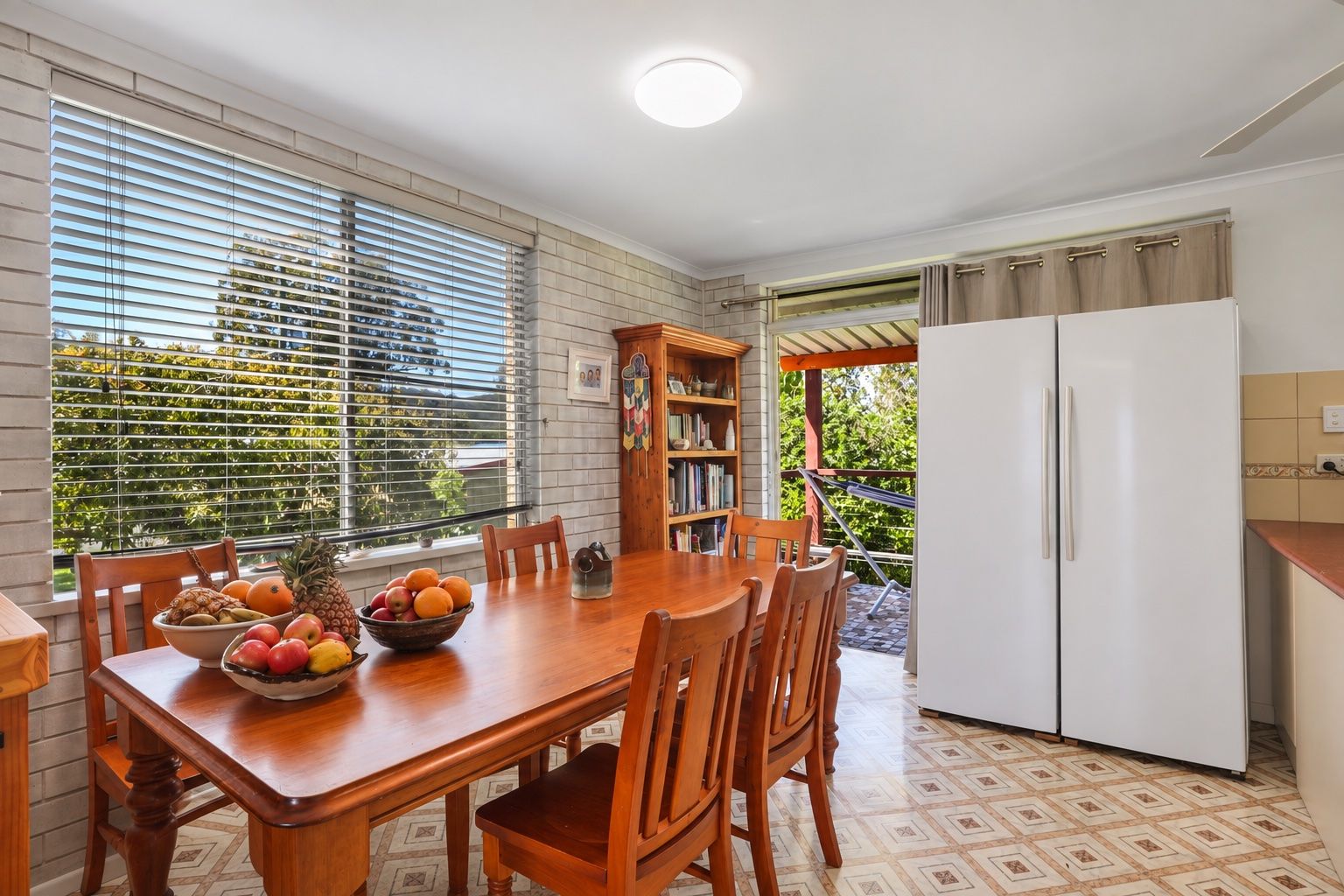 14 Parsons Street — photo 3 of 22
