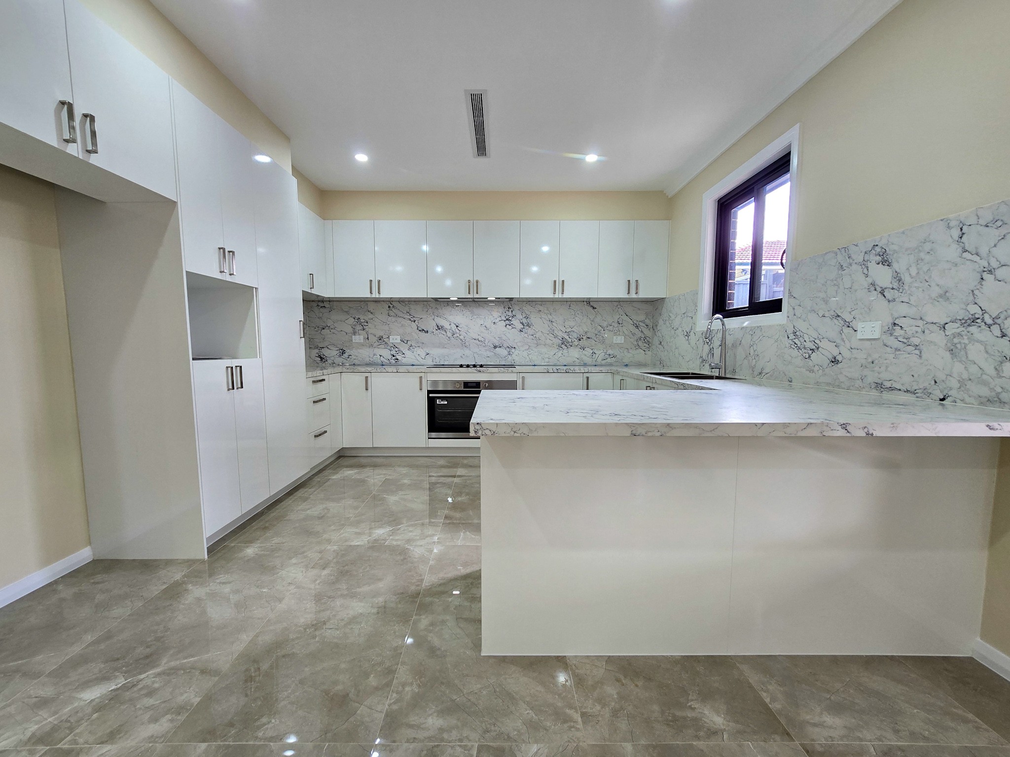 39B Matthew Square, Ingleburn, NSW 2565