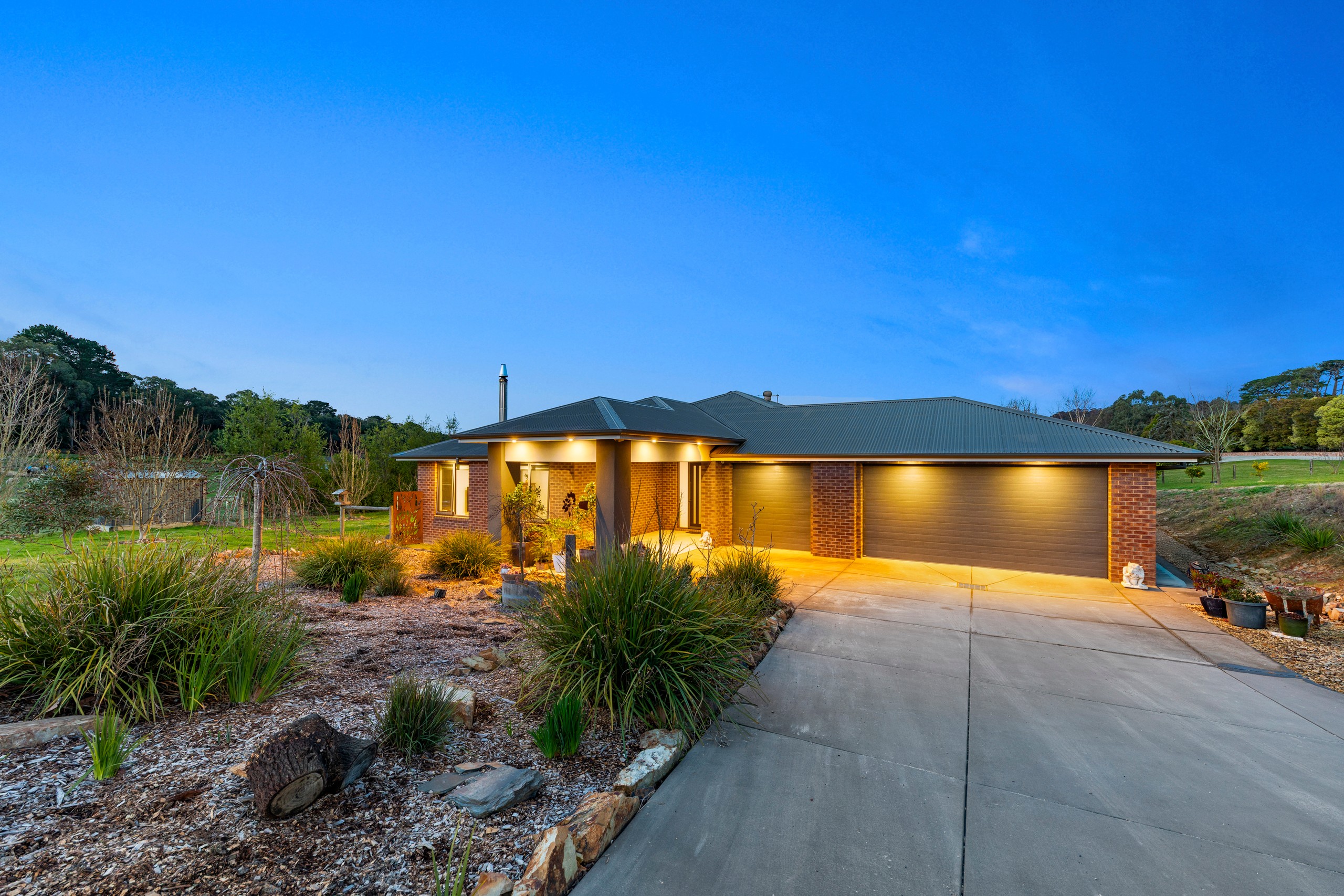 180 Old Gembrook Road, Pakenham Upper, VIC 3810