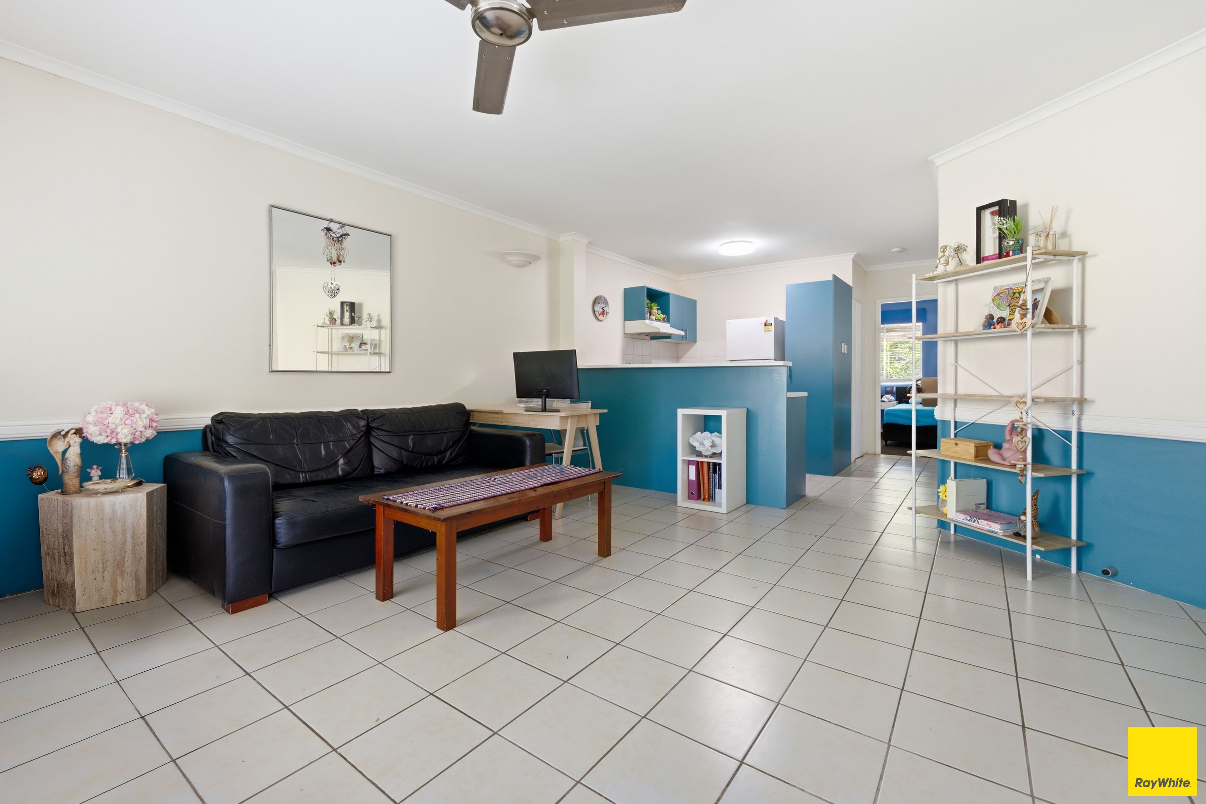 19/1-19 Poinciana Street — photo 5 of 14