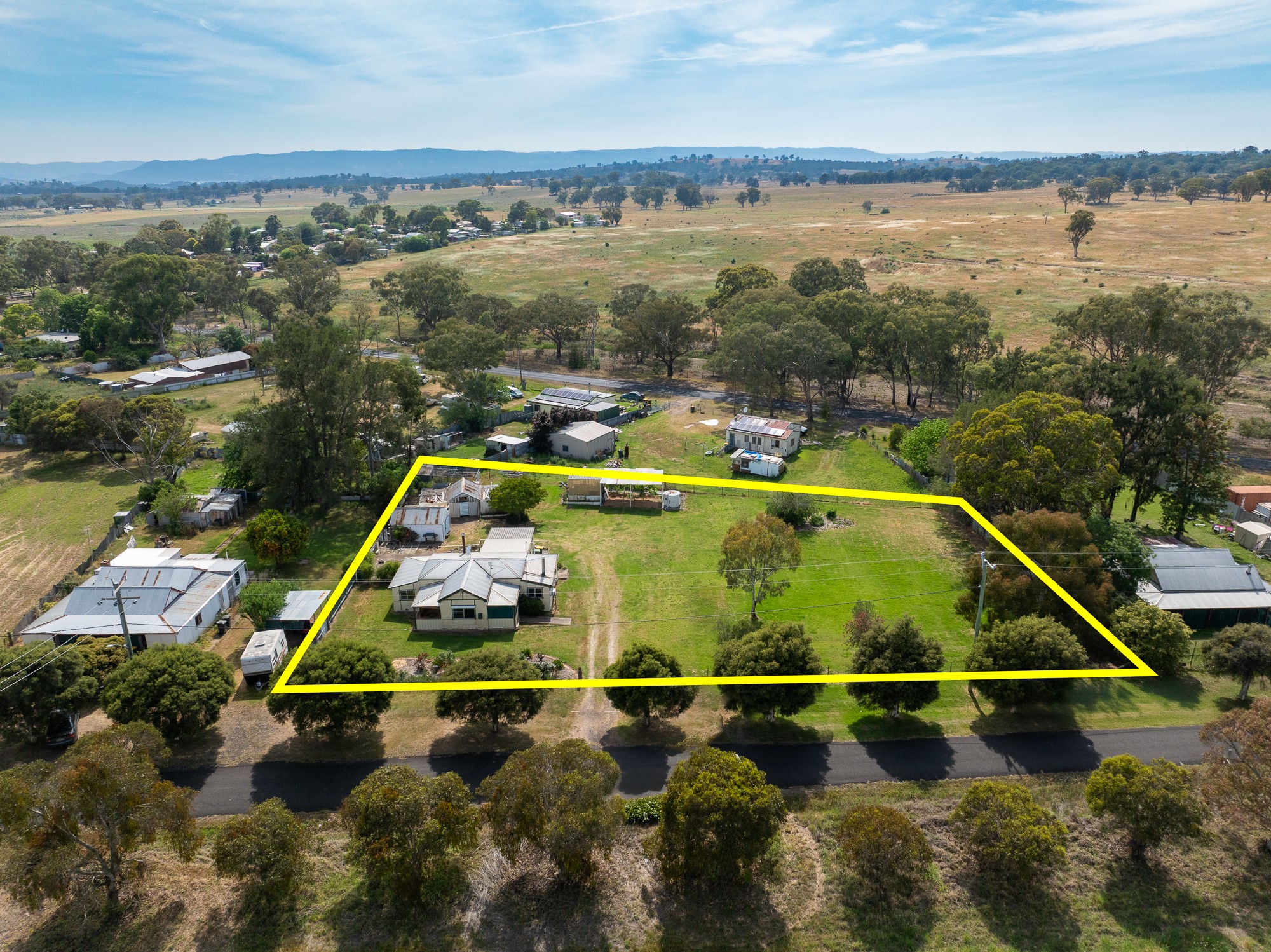 6 Railway Parade, Mumbil, NSW 2820