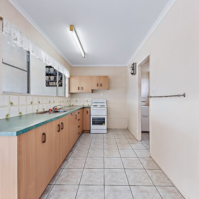 3/6 Robert Street, Proserpine, QLD 4800