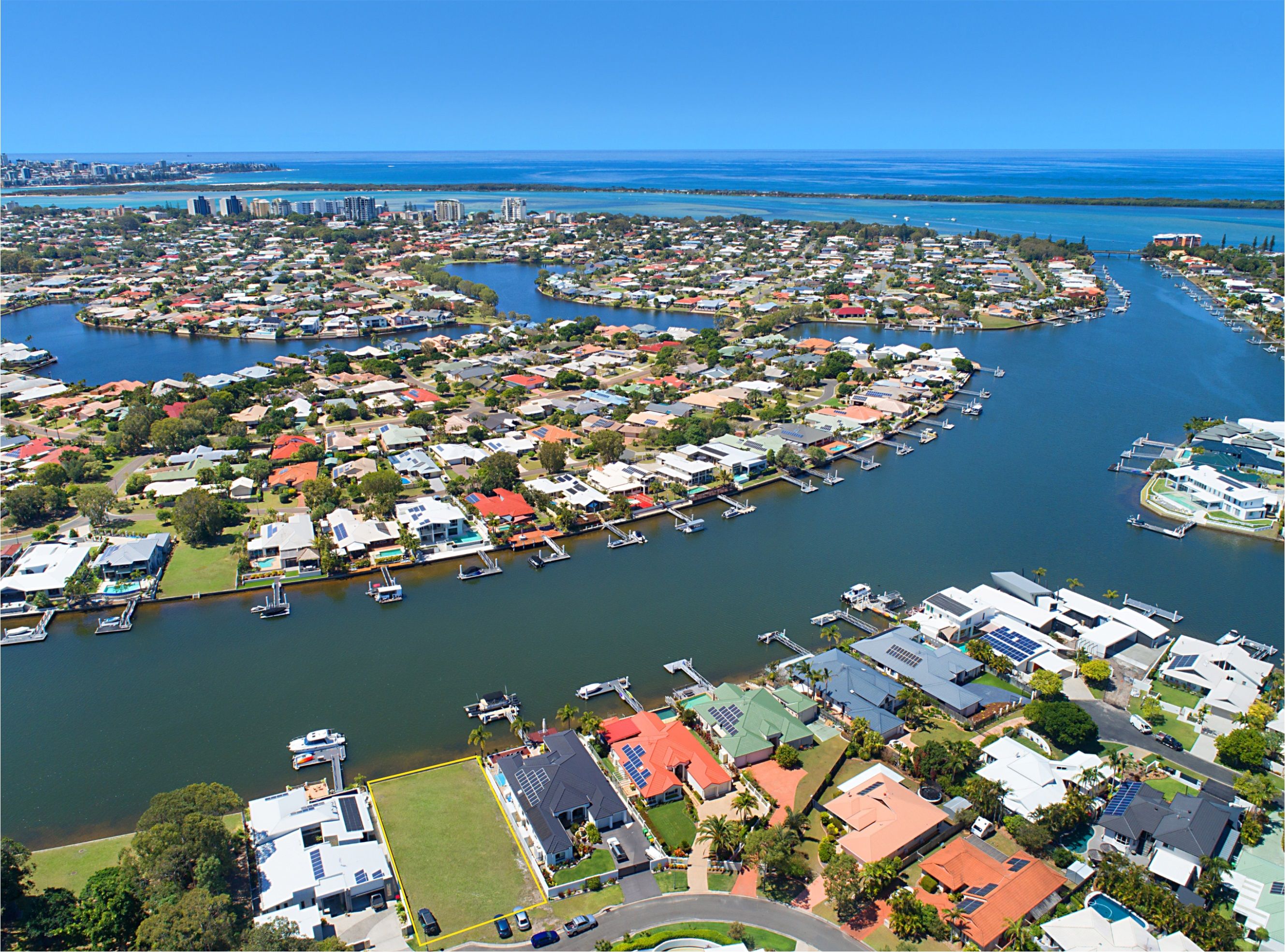 8 Finnegan Place, Pelican Waters QLD 4551