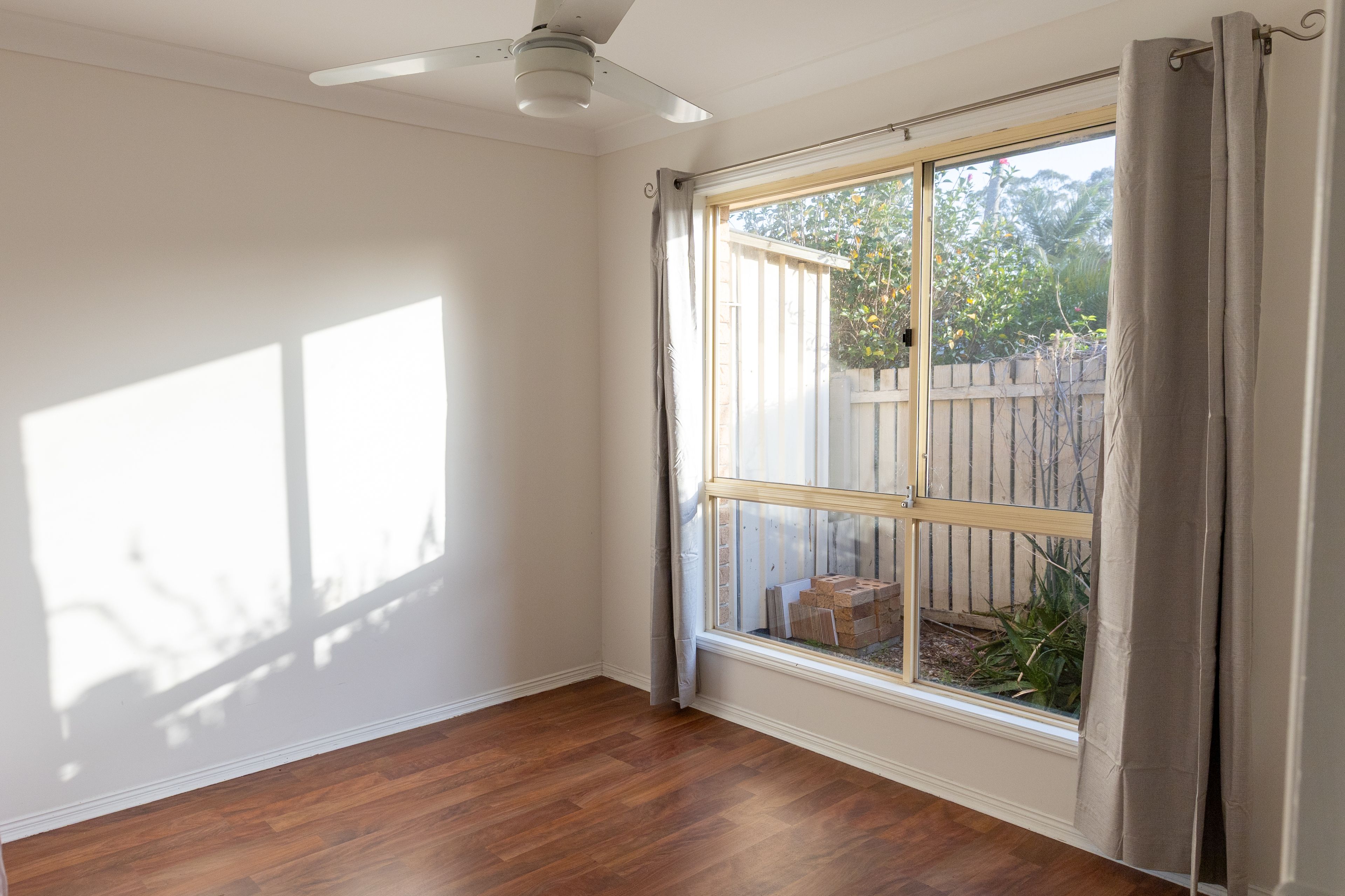 37 Colisa Crescent — photo 10 of 14