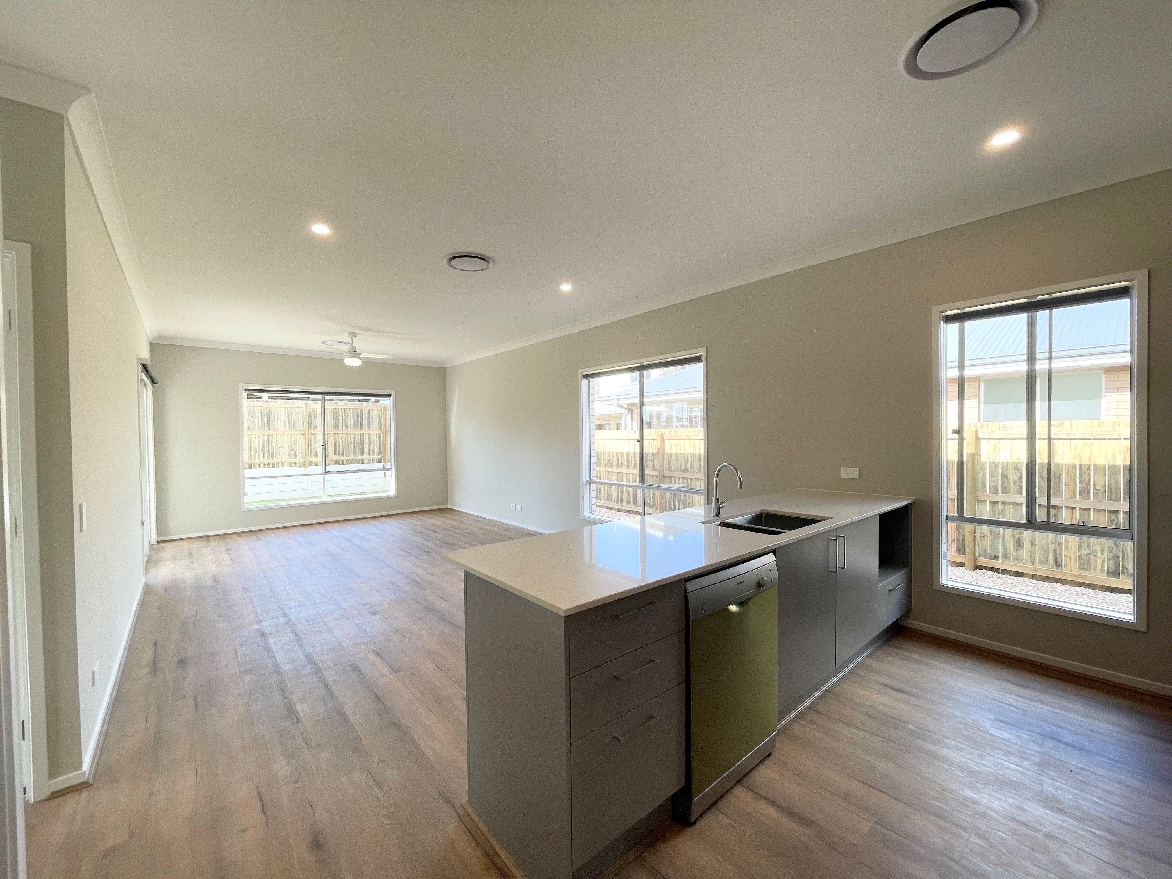 90 Riverview Parkway, Griffin, QLD 4503