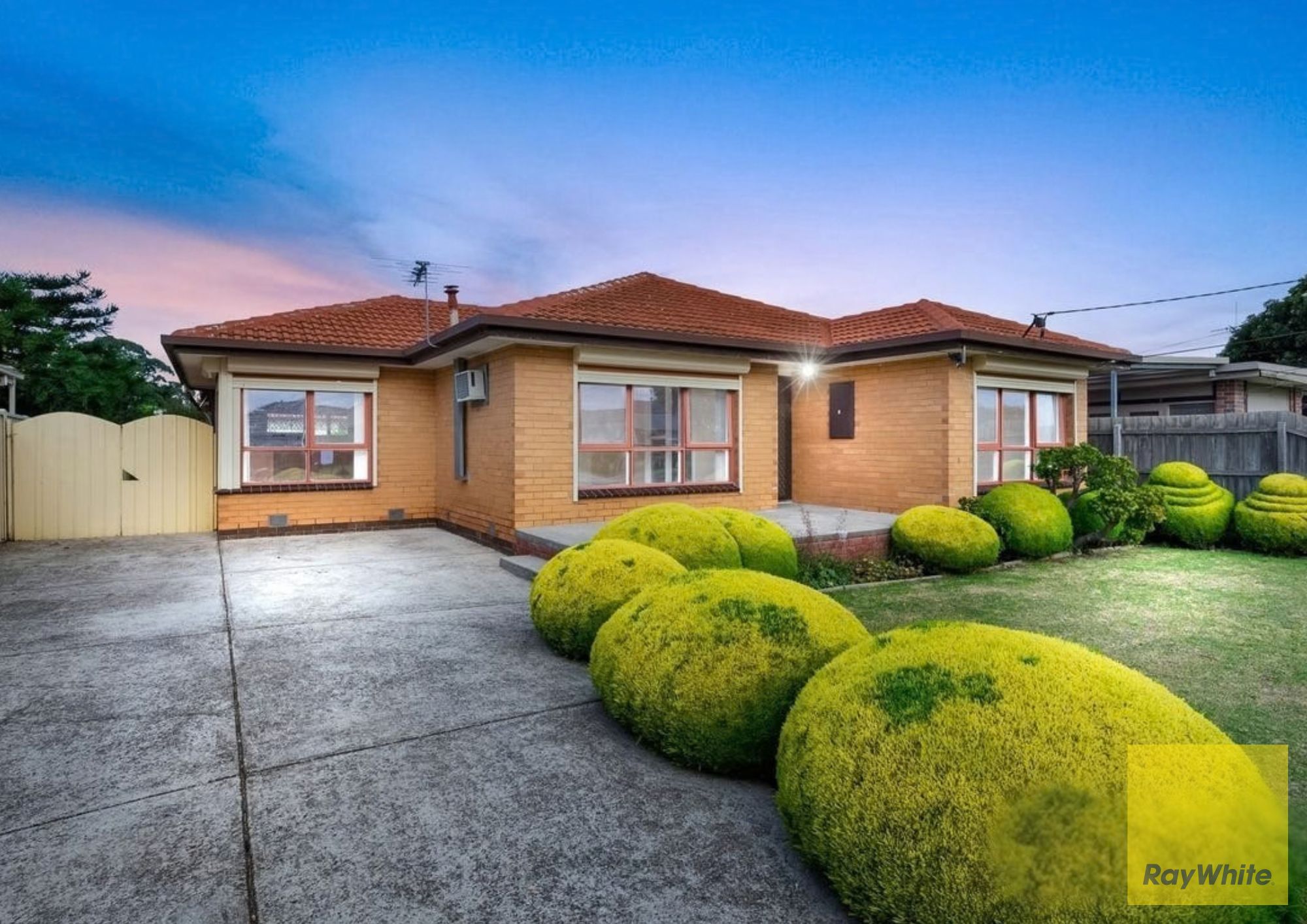 8 Edward Street — photo from Ray White Deer Park