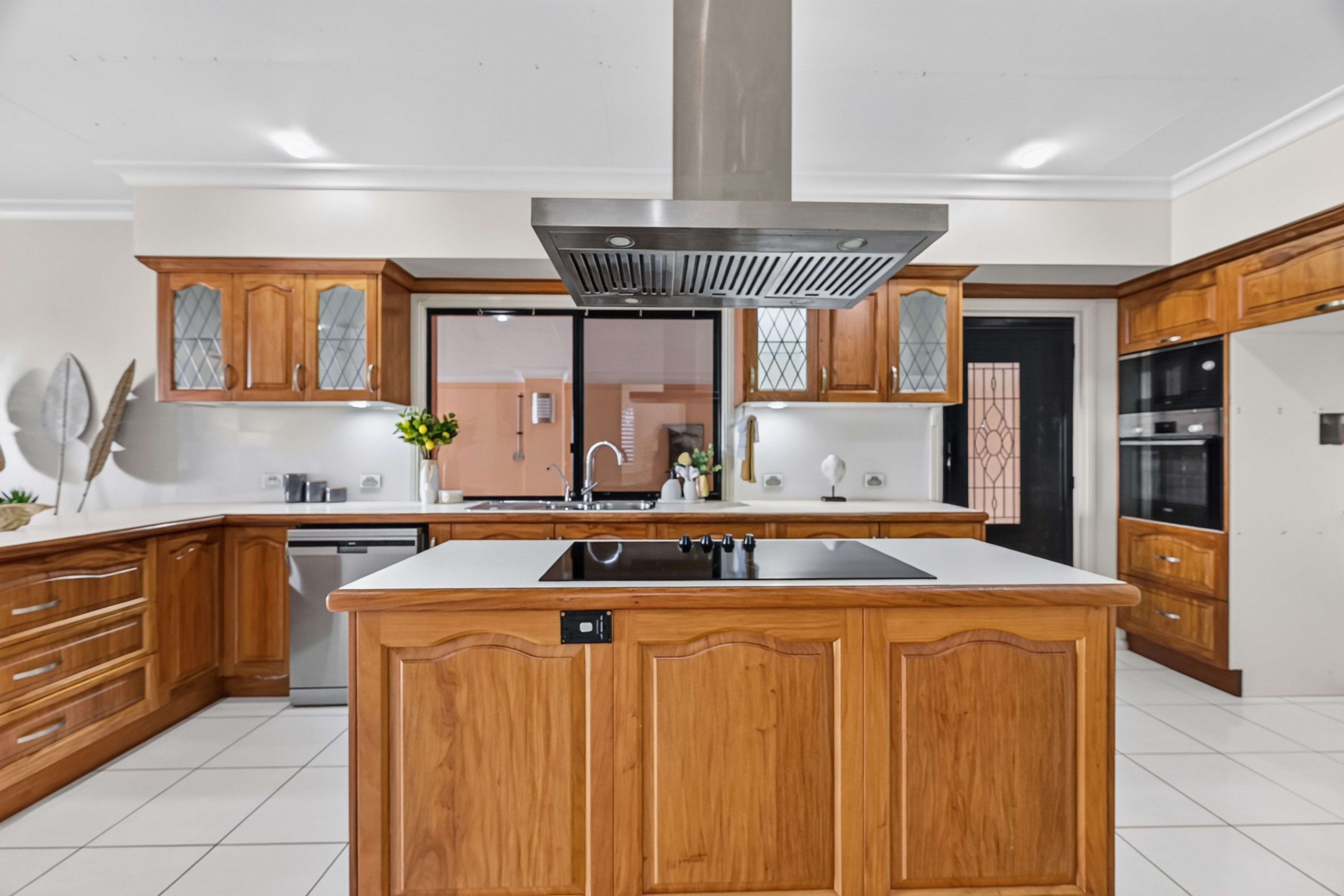 83 Cay Street — photo 4 of 25