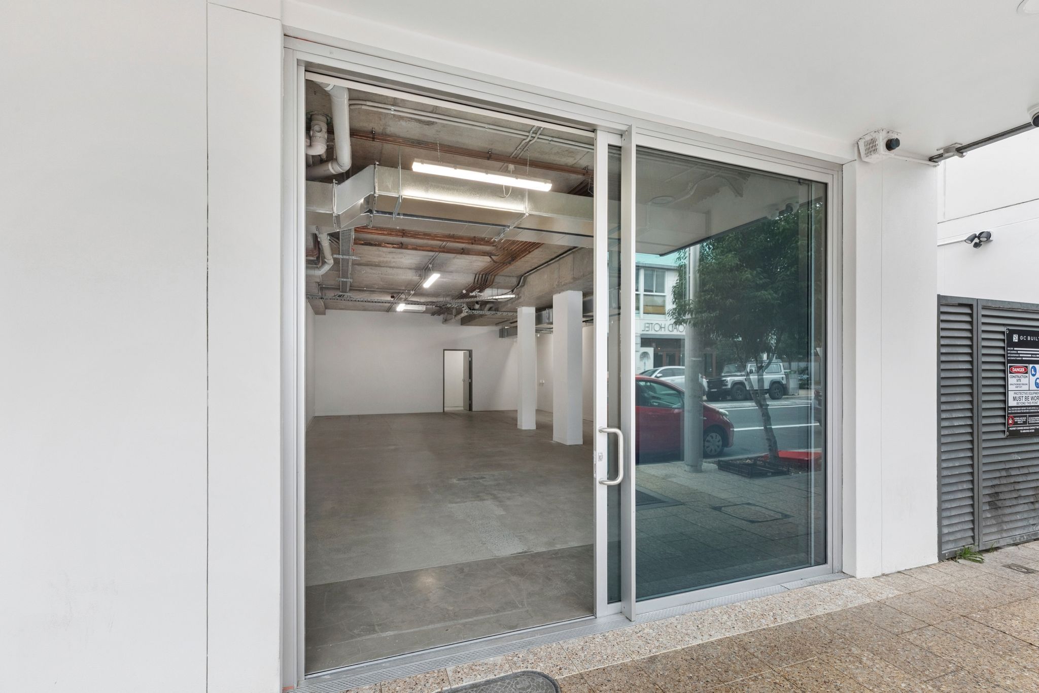 Shop 4, 116 Glenayr Avenue, Bondi Beach, NSW 2026
