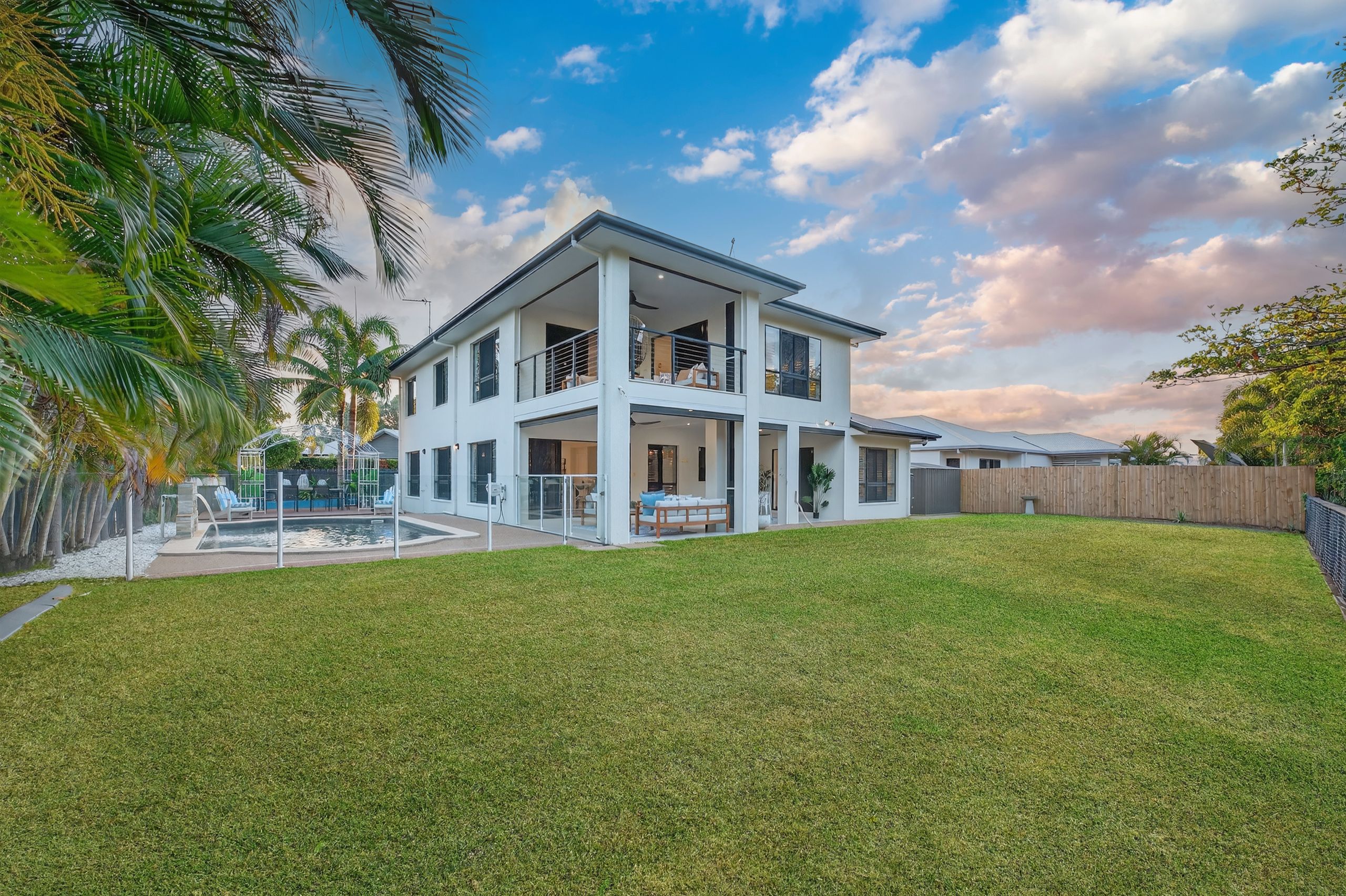 11 Margarita Court, Bushland Beach, QLD 4818