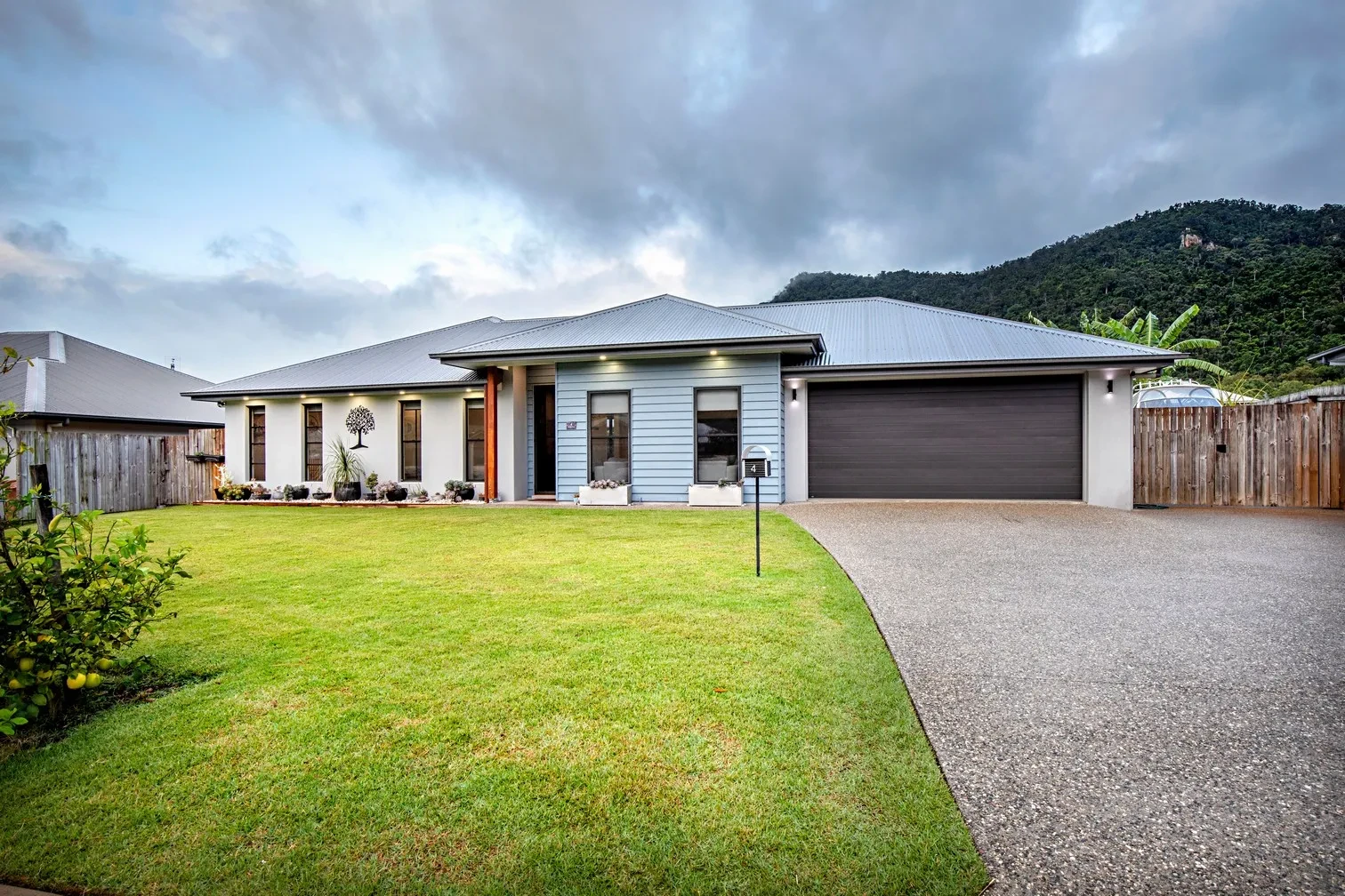 4 Arnold Court, Cannonvale, QLD 4802