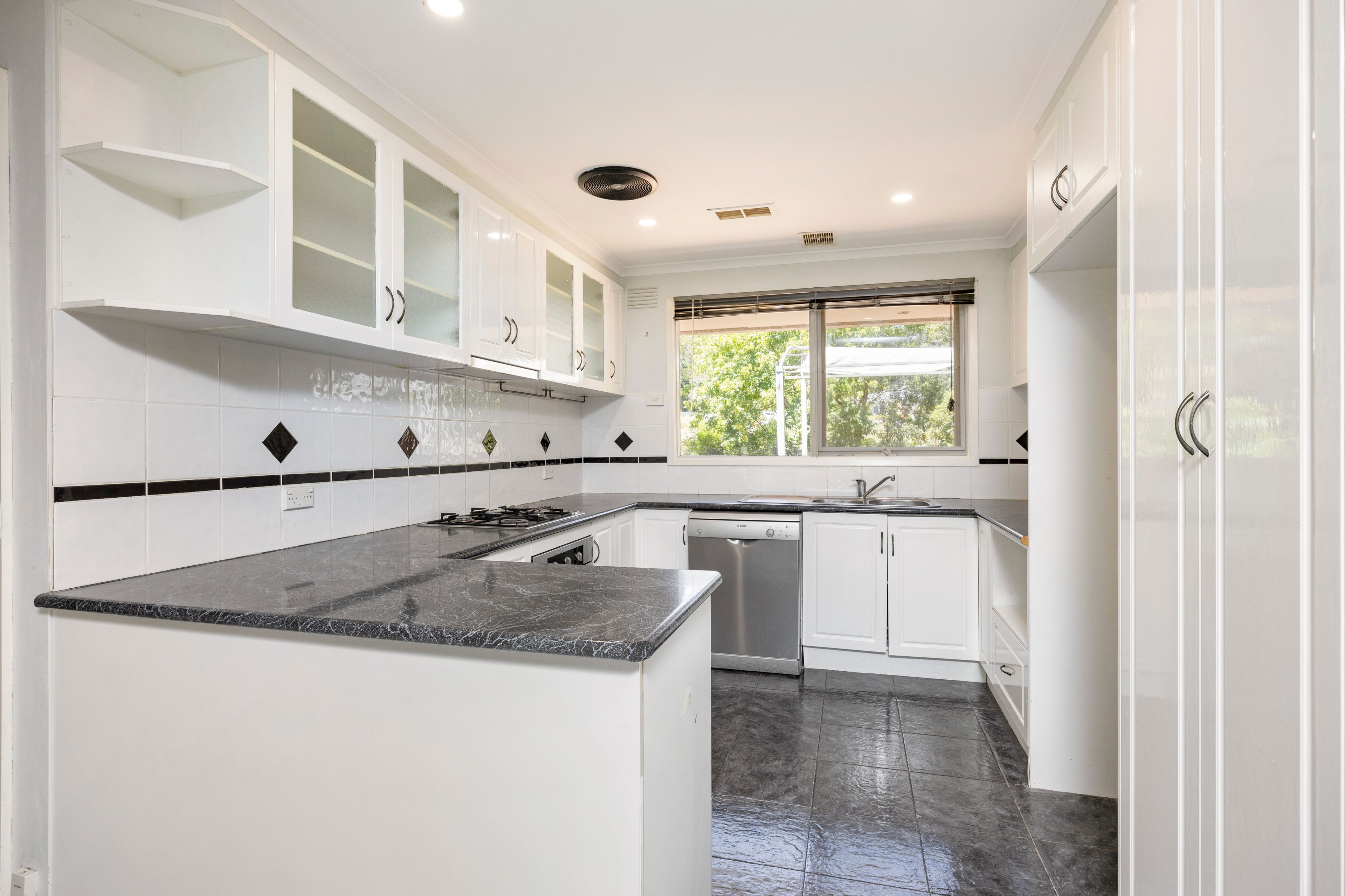 32 Perra Street, Ferntree Gully, VIC 3156