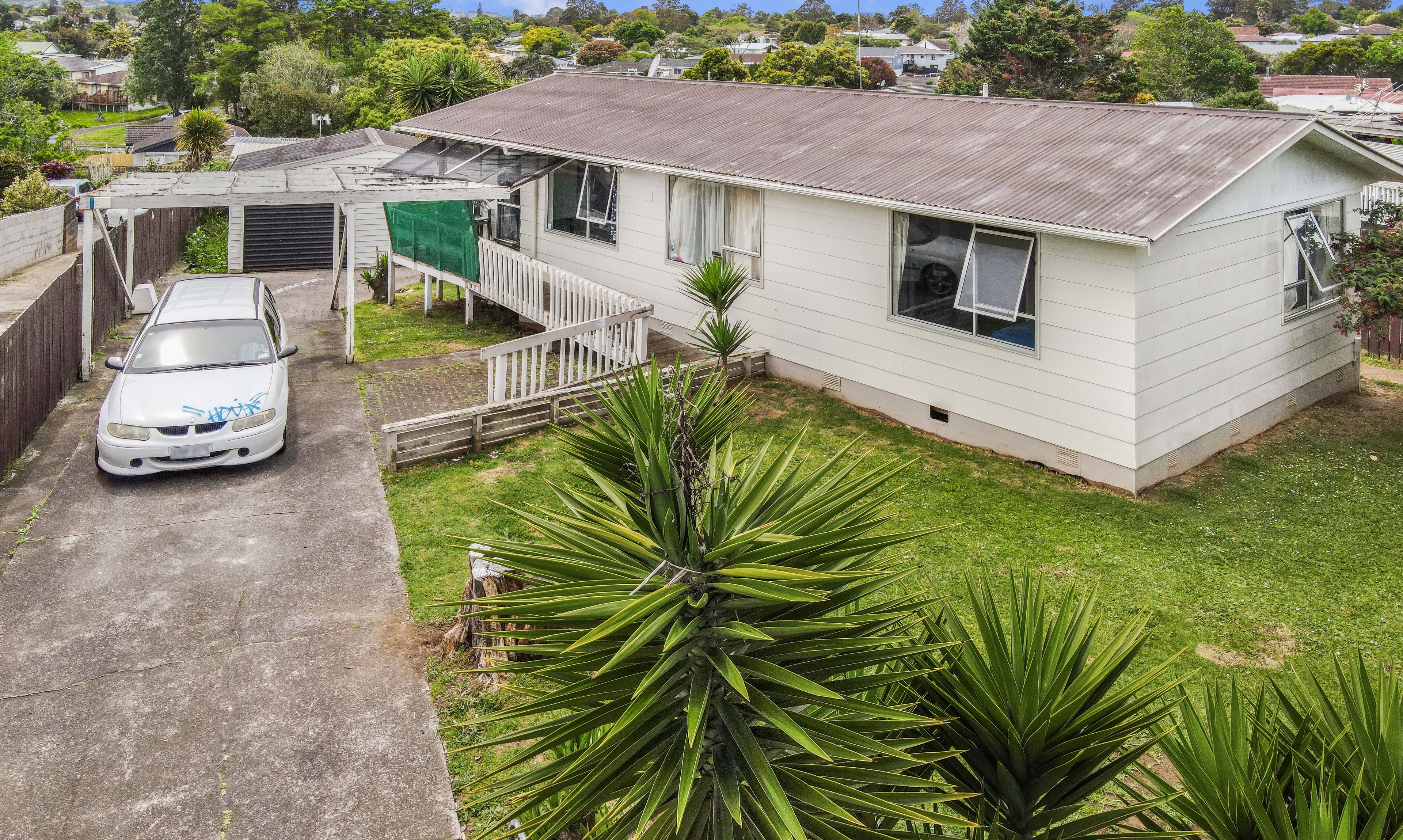21 Ngatira Place, Clendon Park, Manukau City