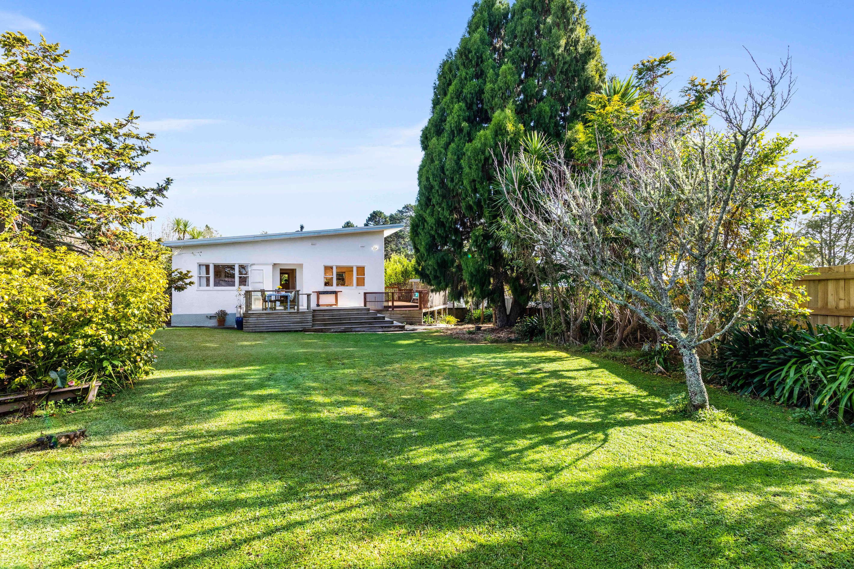 6 Willowbrook Place, Titirangi, Waitakere City