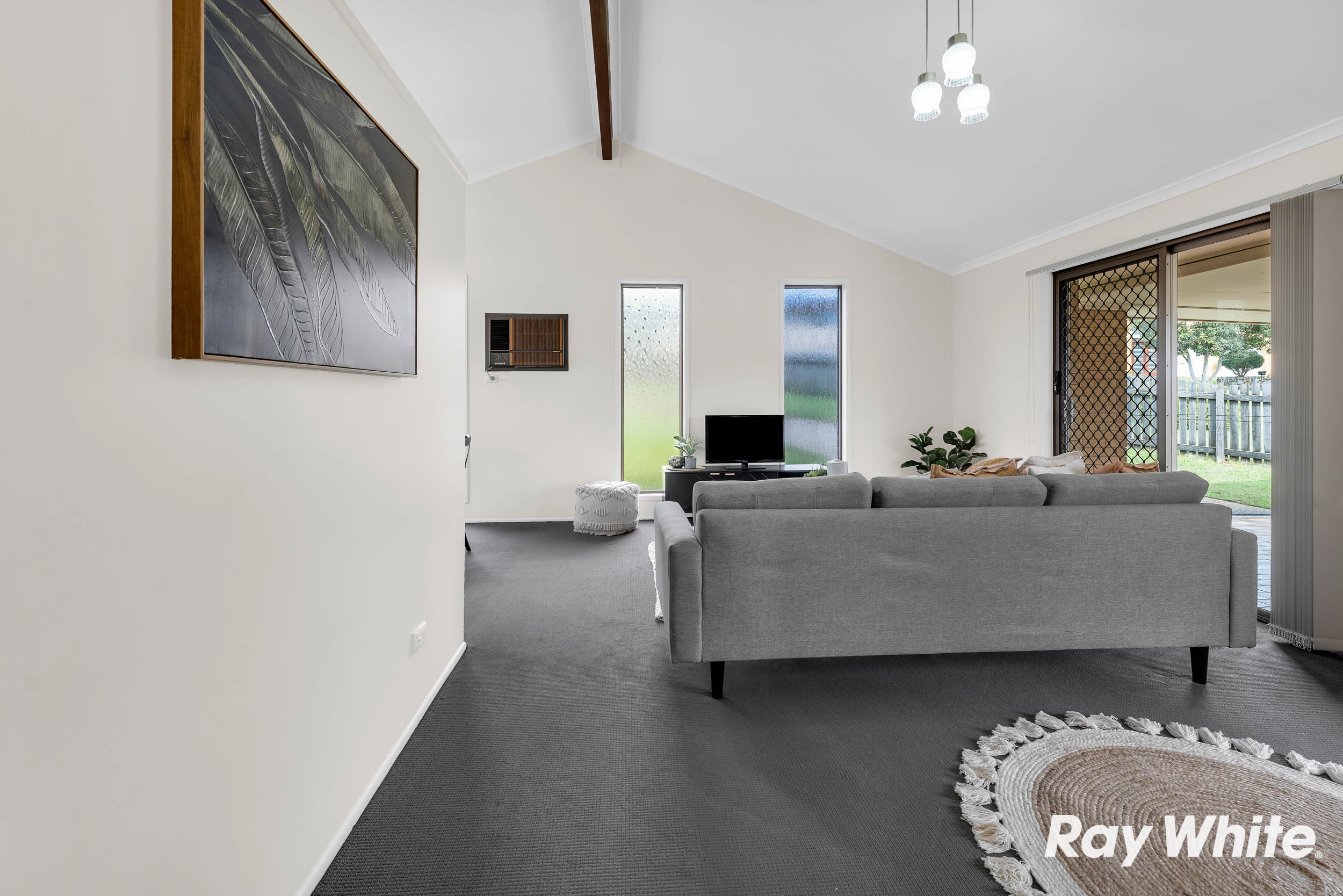 22 Frinton Street, Wishart, QLD 4122