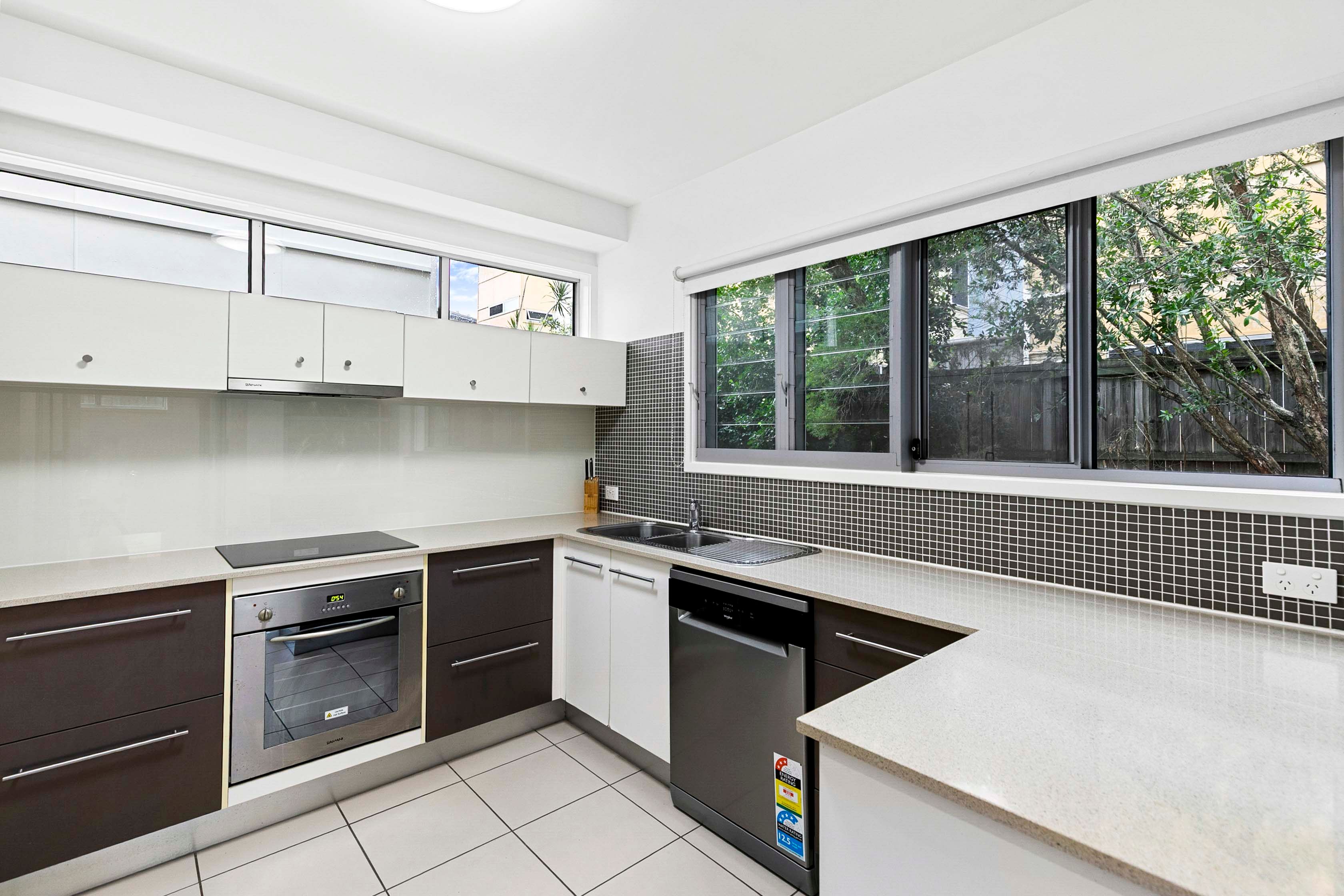 57/80 Moolyyir Street — photo 4 of 26