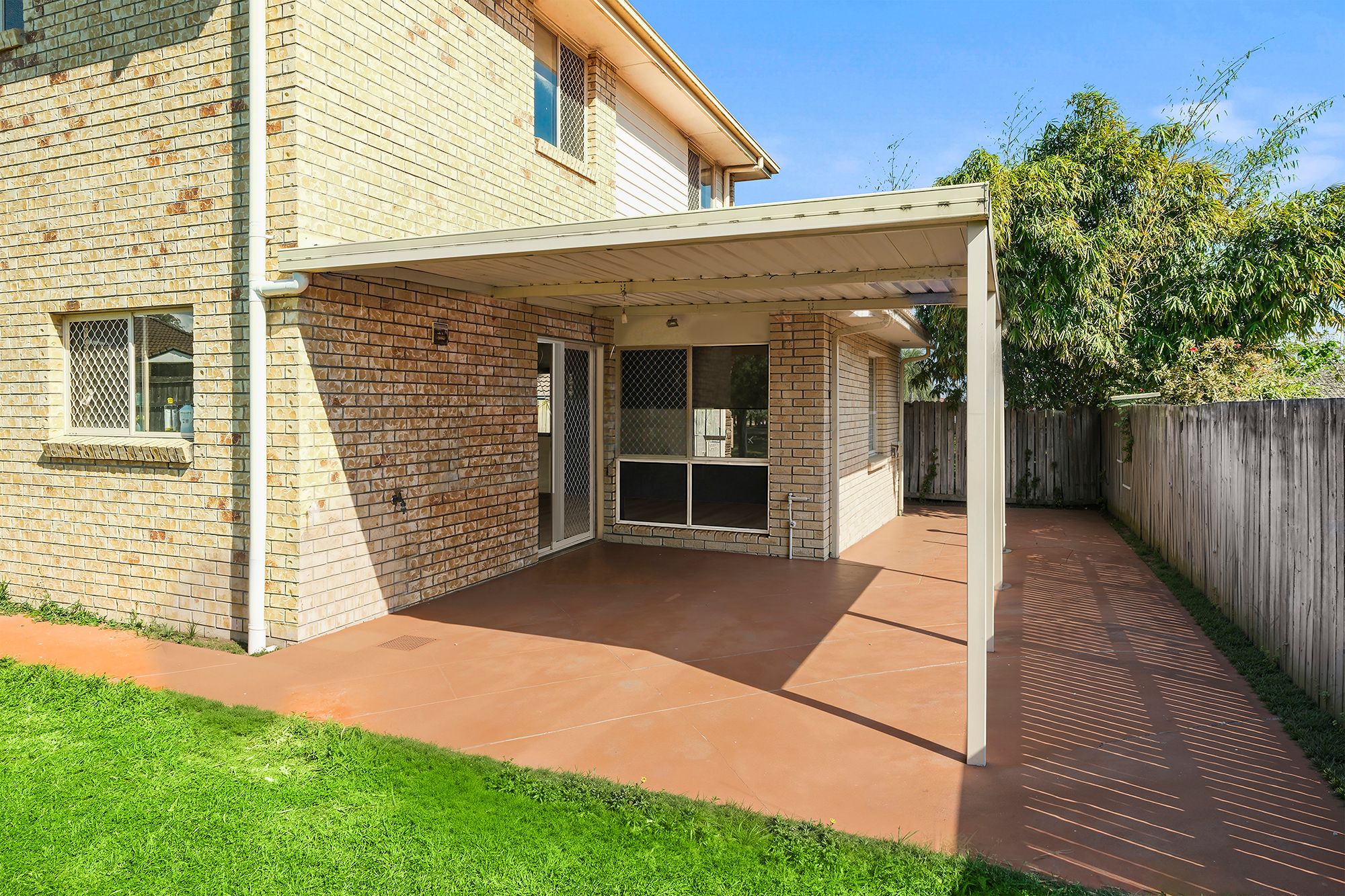 4 Arvin Close — photo 12 of 15