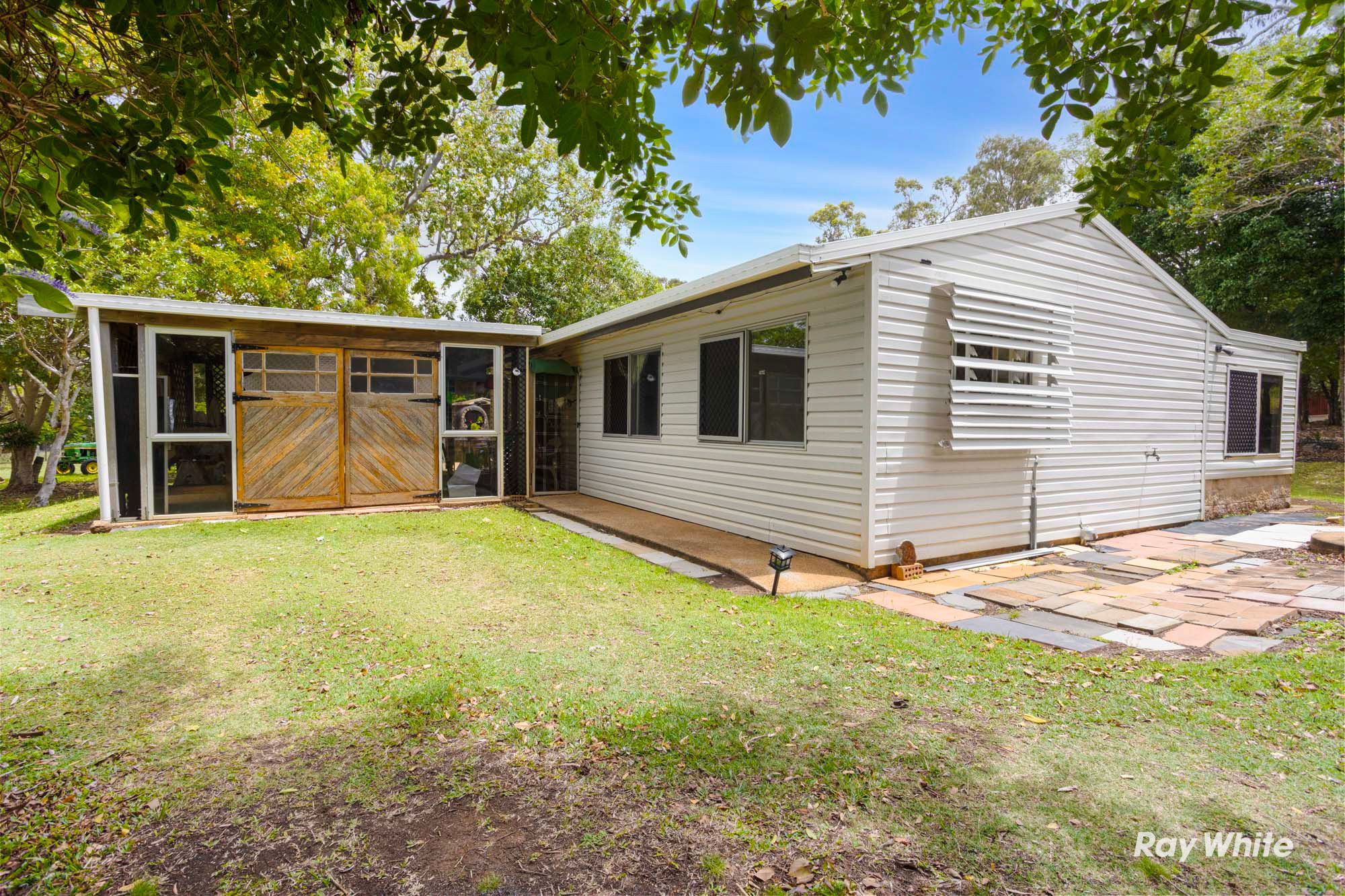 176 Woodvale Park Road — photo 15 of 19