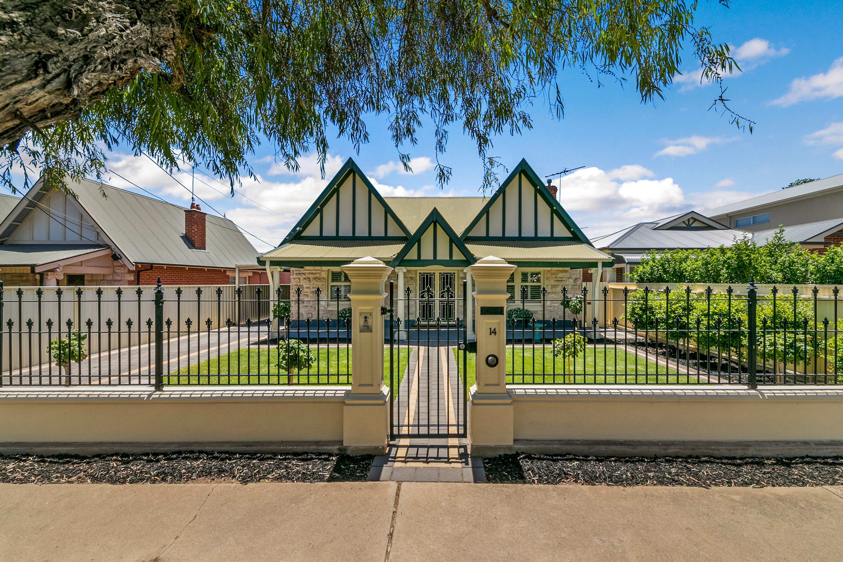14 Mcinnes Avenue, Broadview, SA 5083