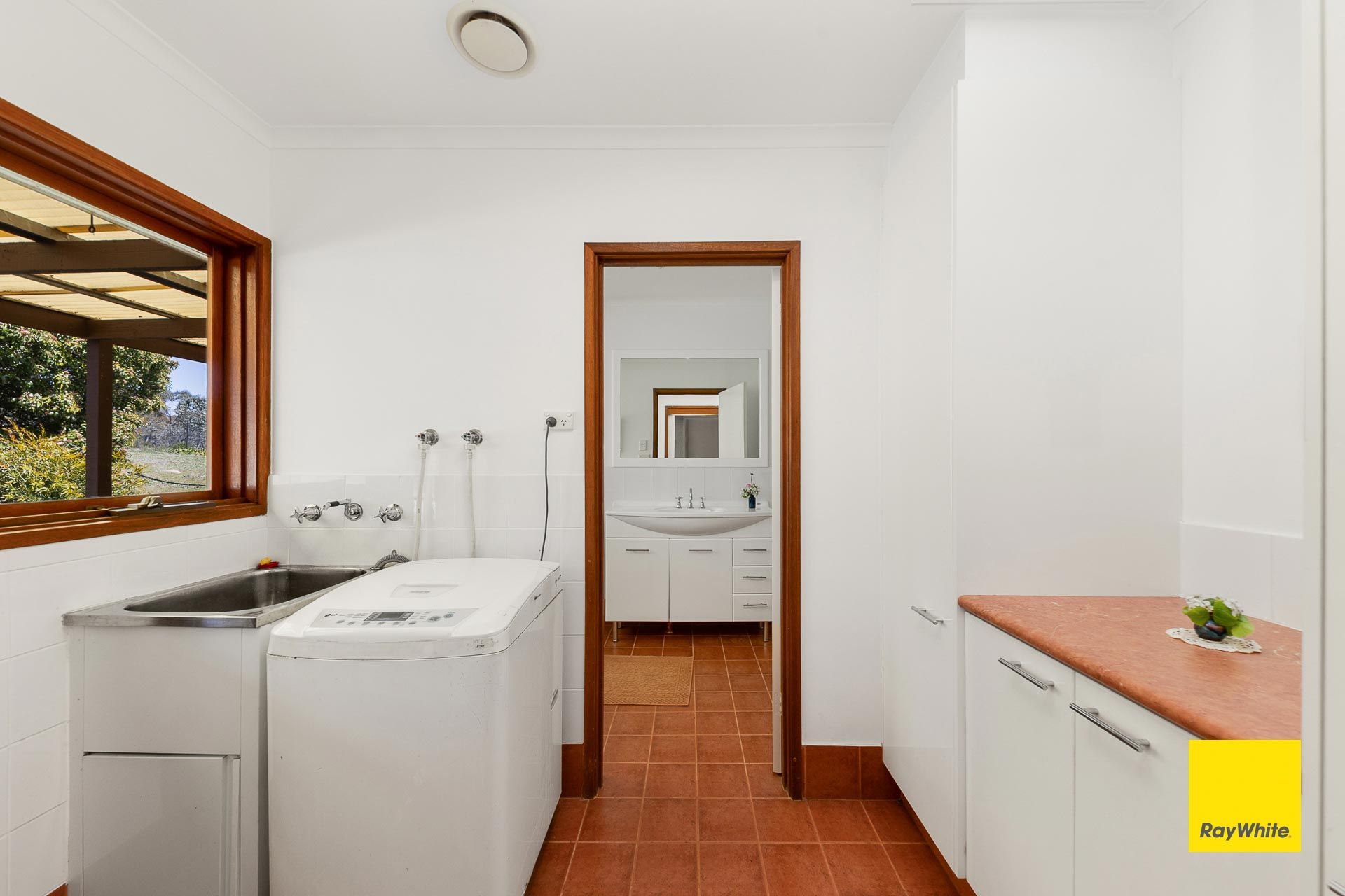 84 Canning Close — photo 17 of 30