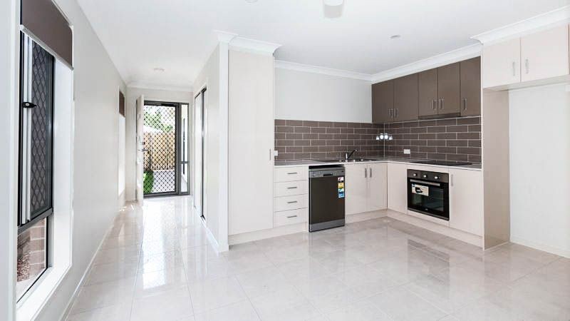 2/7 Wattlebird Court, Redbank Plains, QLD 4301