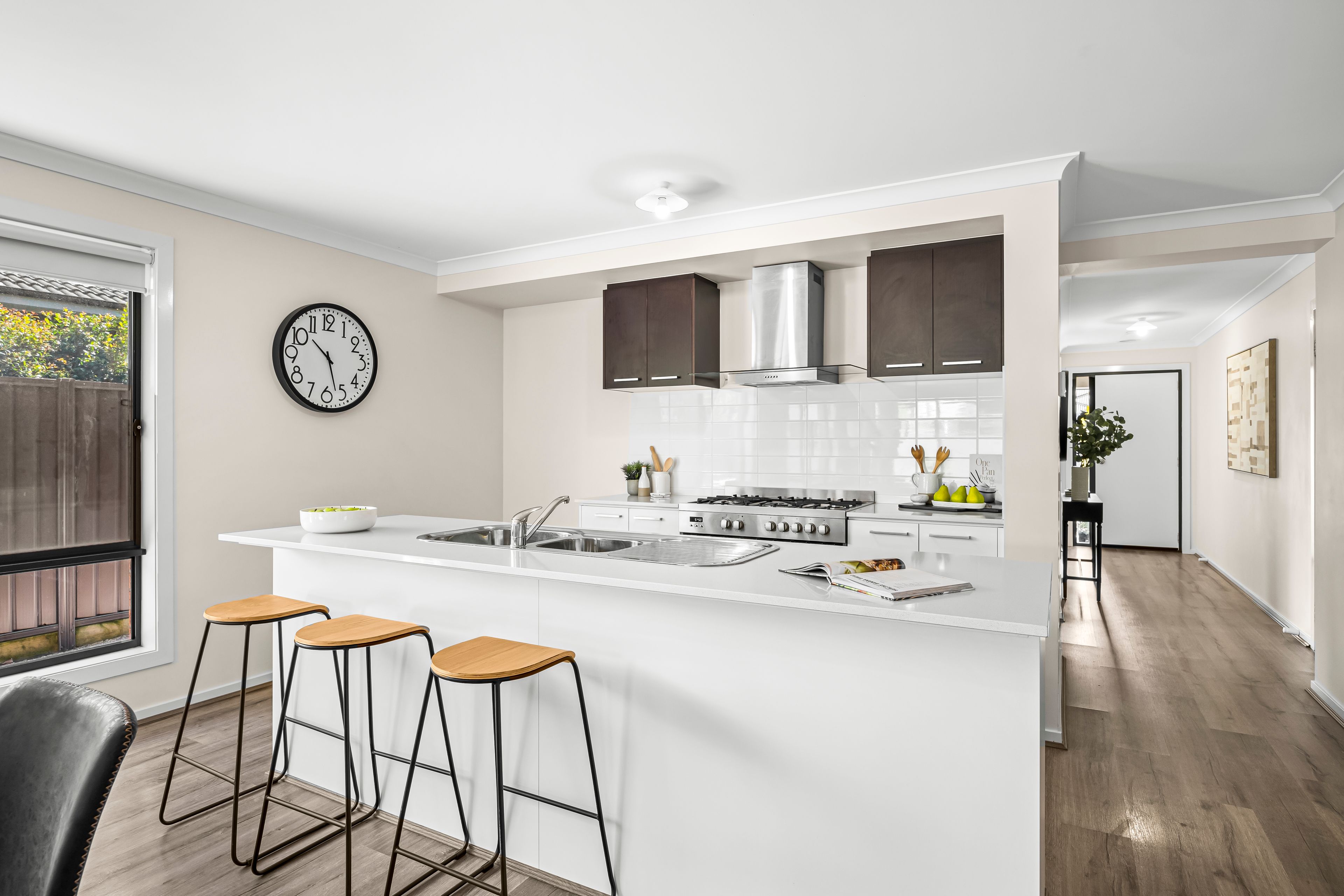 23 Heathcote Drive — photo 5 of 15