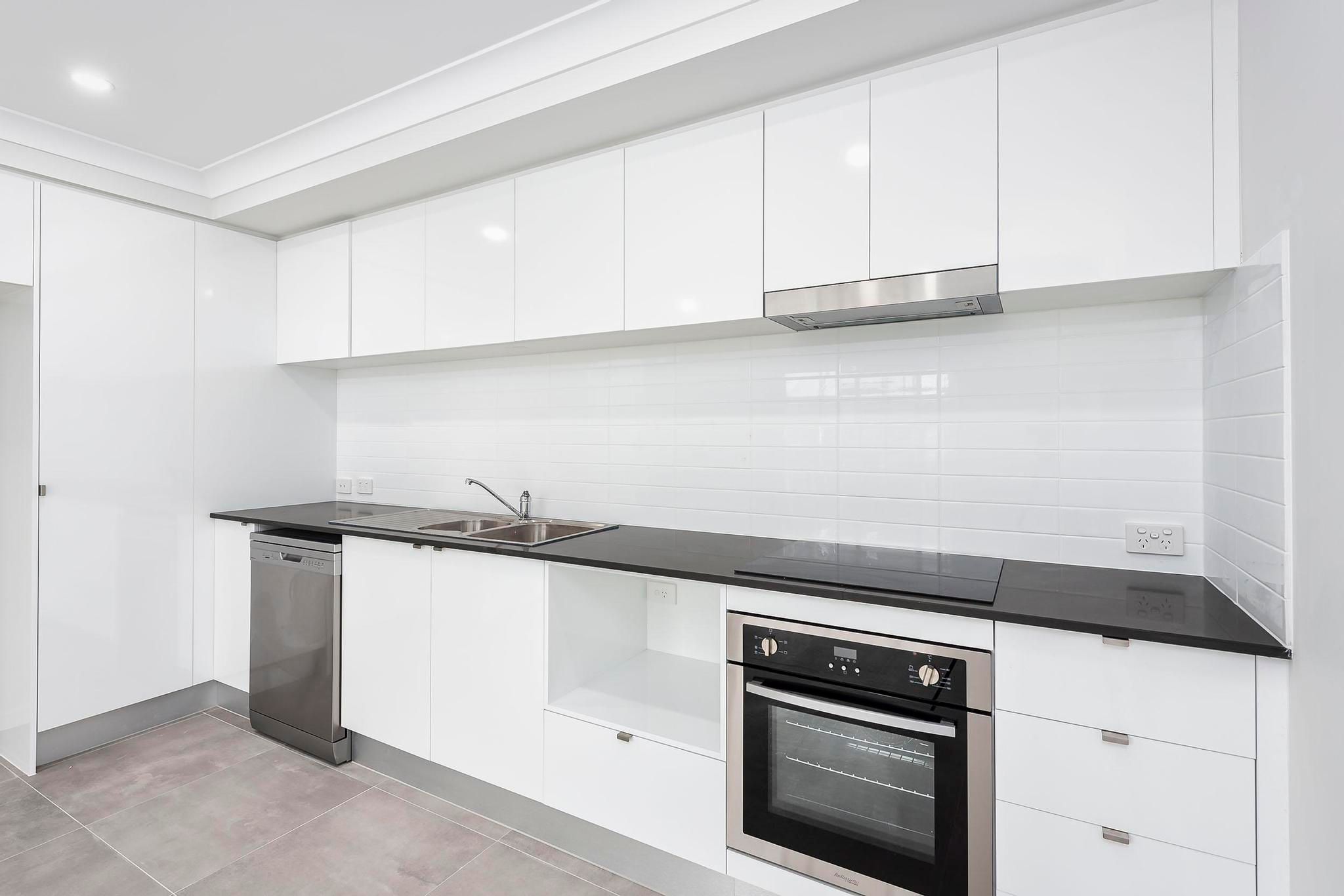 2/4 Jezebel Street, Rosewood, QLD 4340
