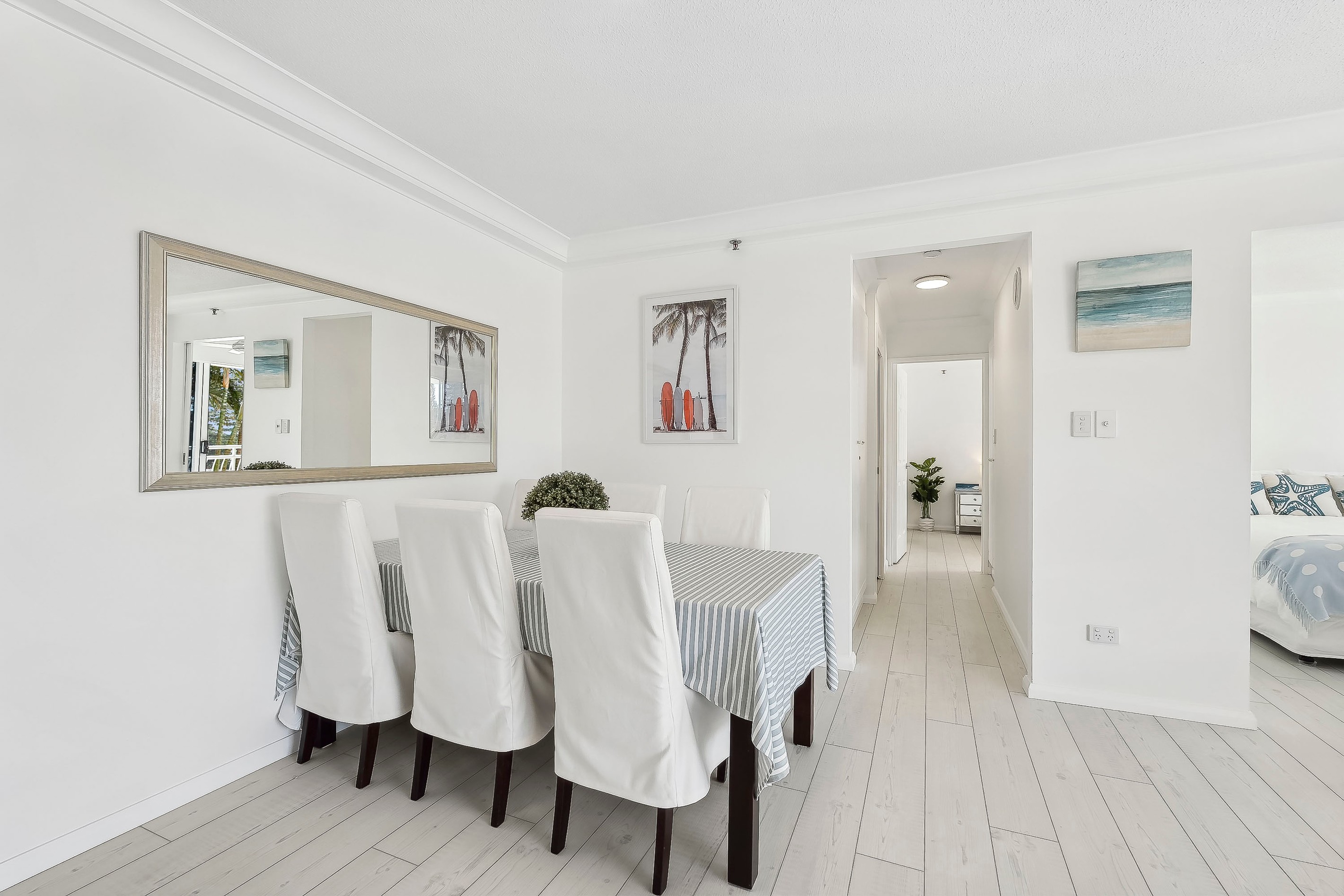 1B/3 Second Avenue, Burleigh Heads, QLD 4220
