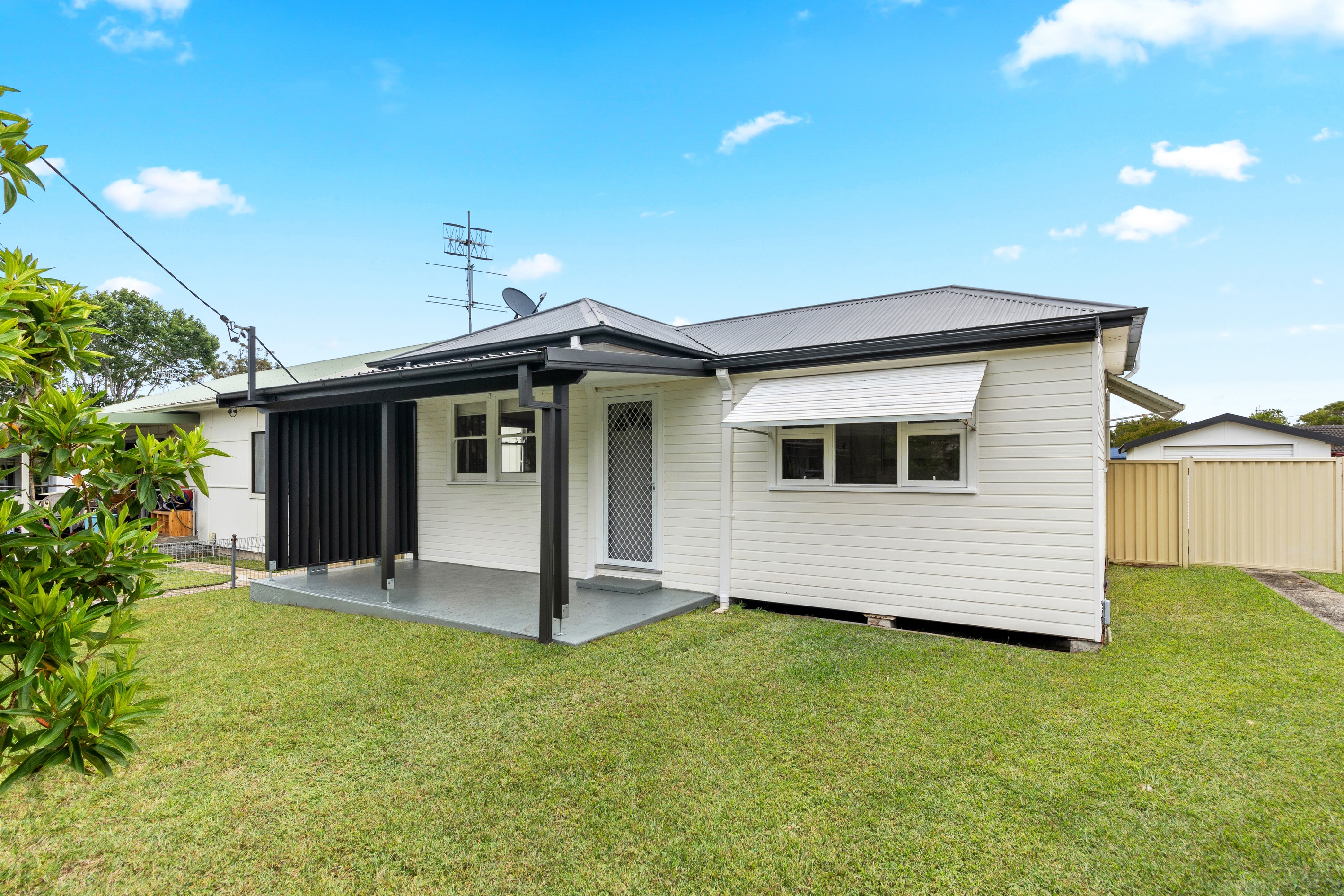 16 Victoria Avenue, Toukley, NSW 2263