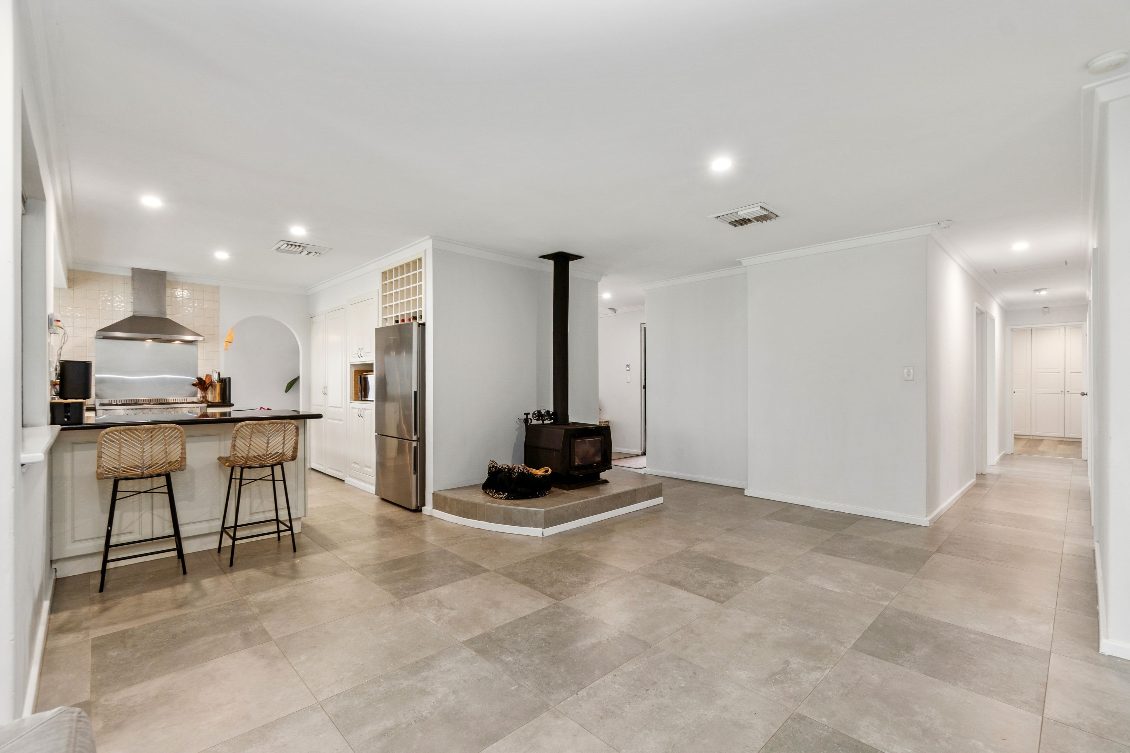 17 Smitherson Street — photo 10 of 30