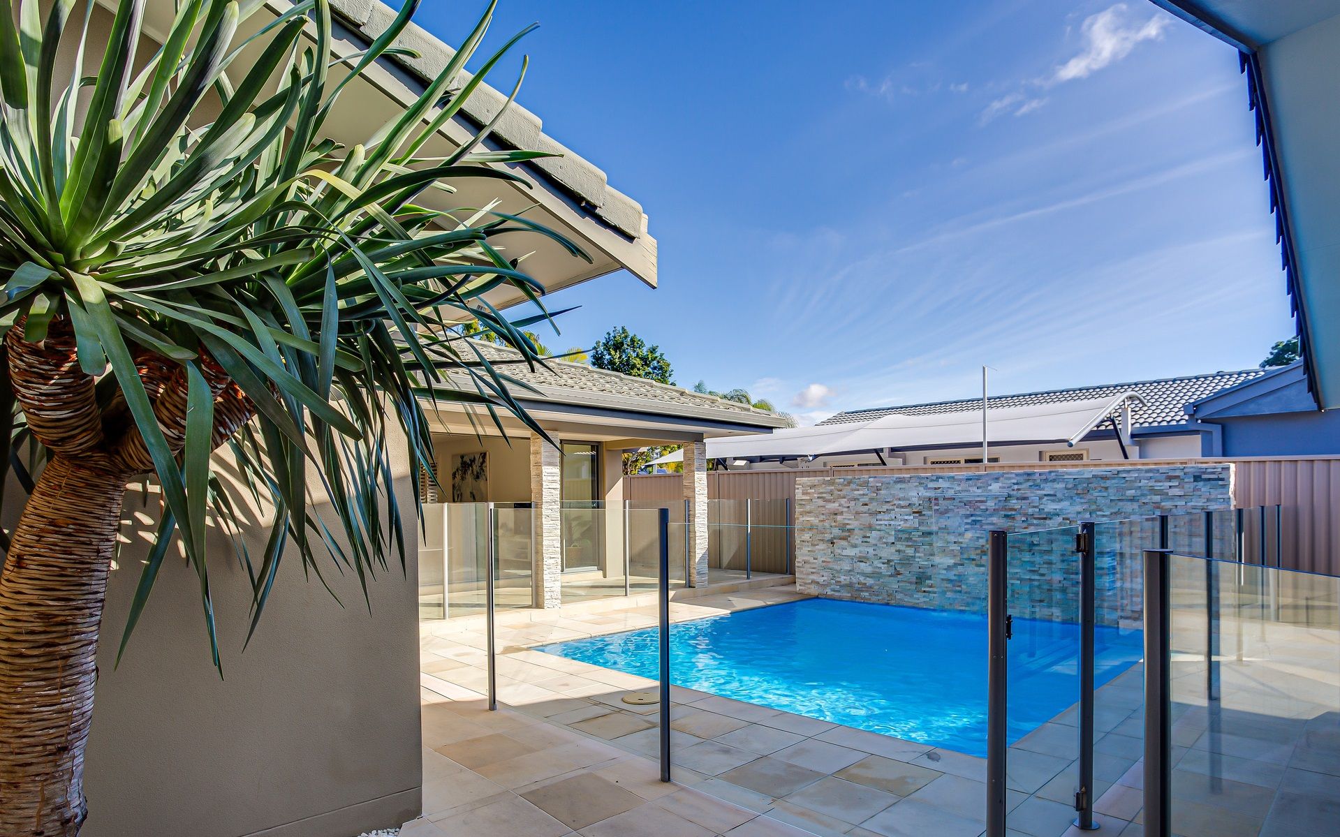 7 River Crescent, Broadbeach Waters, QLD 4218